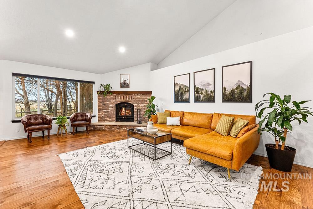 5600 W Beacon Light Rd, Eagle, Idaho 83616, 3 Bedrooms, 2 Bathrooms, Residential For Sale, Price $3,800,000, 98969472