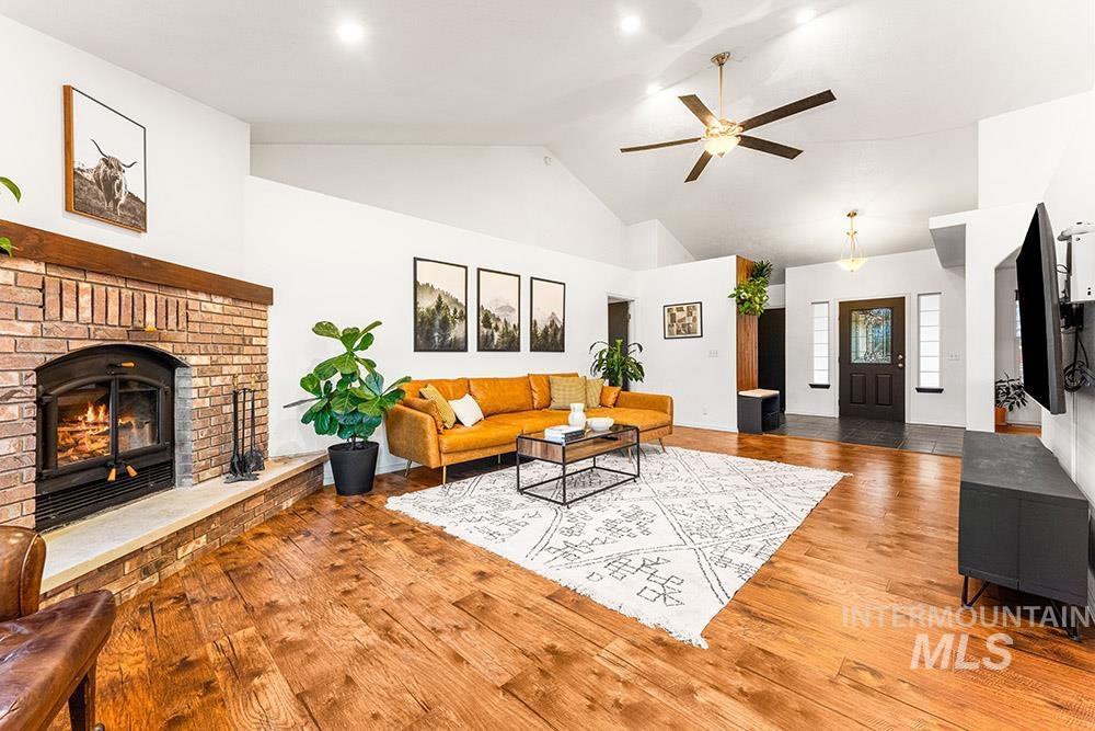 5600 W Beacon Light Rd, Eagle, Idaho 83616, 3 Bedrooms, 2 Bathrooms, Residential For Sale, Price $3,800,000, 98969472