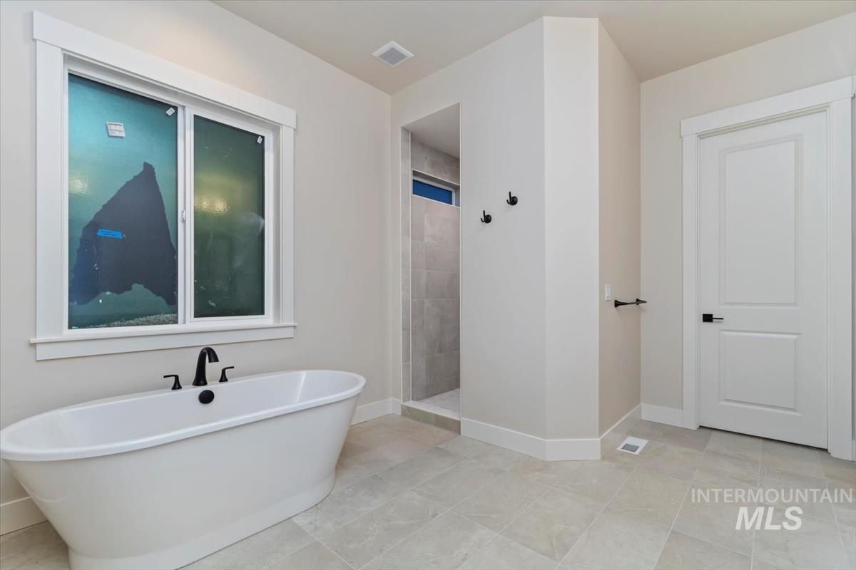 11303 S Cabot Cliffs Ln, Kuna, Idaho 83634, 5 Bedrooms, 3 Bathrooms, Residential For Sale, Price $1,137,880,MLS 98969480