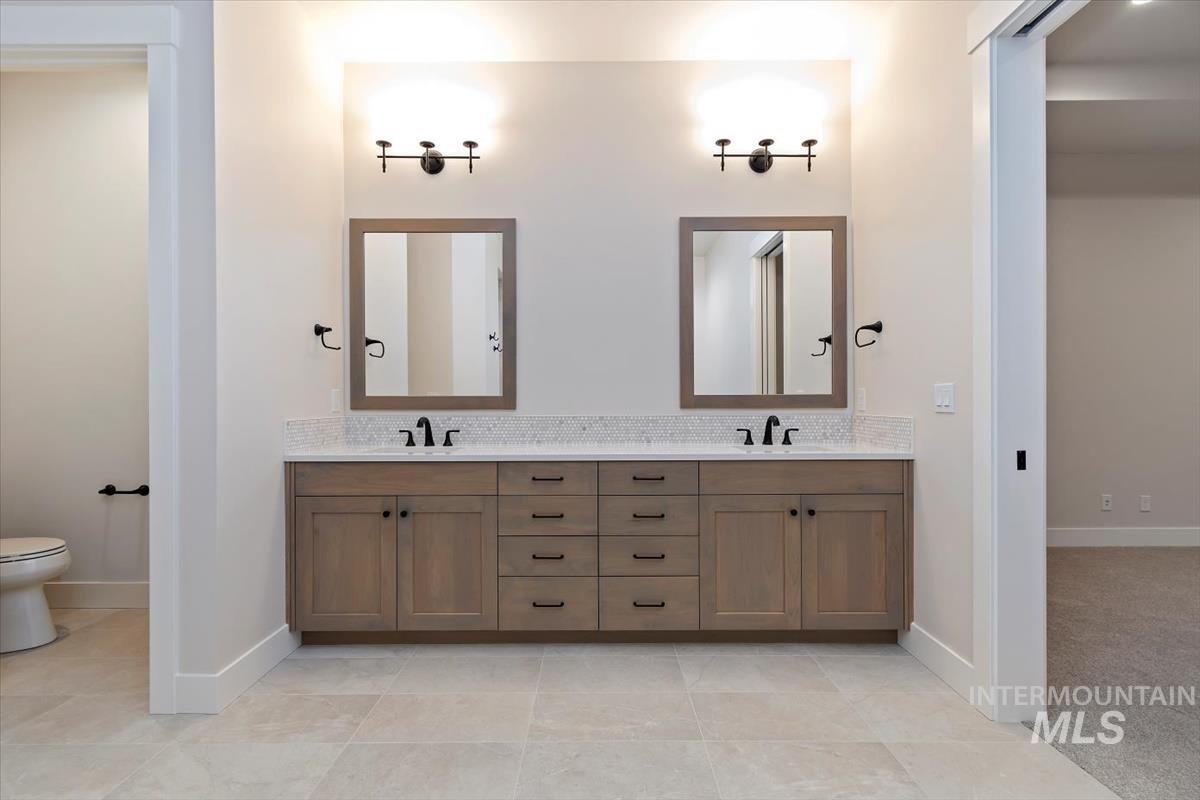 11303 S Cabot Cliffs Ln, Kuna, Idaho 83634, 5 Bedrooms, 3 Bathrooms, Residential For Sale, Price $1,137,880,MLS 98969480