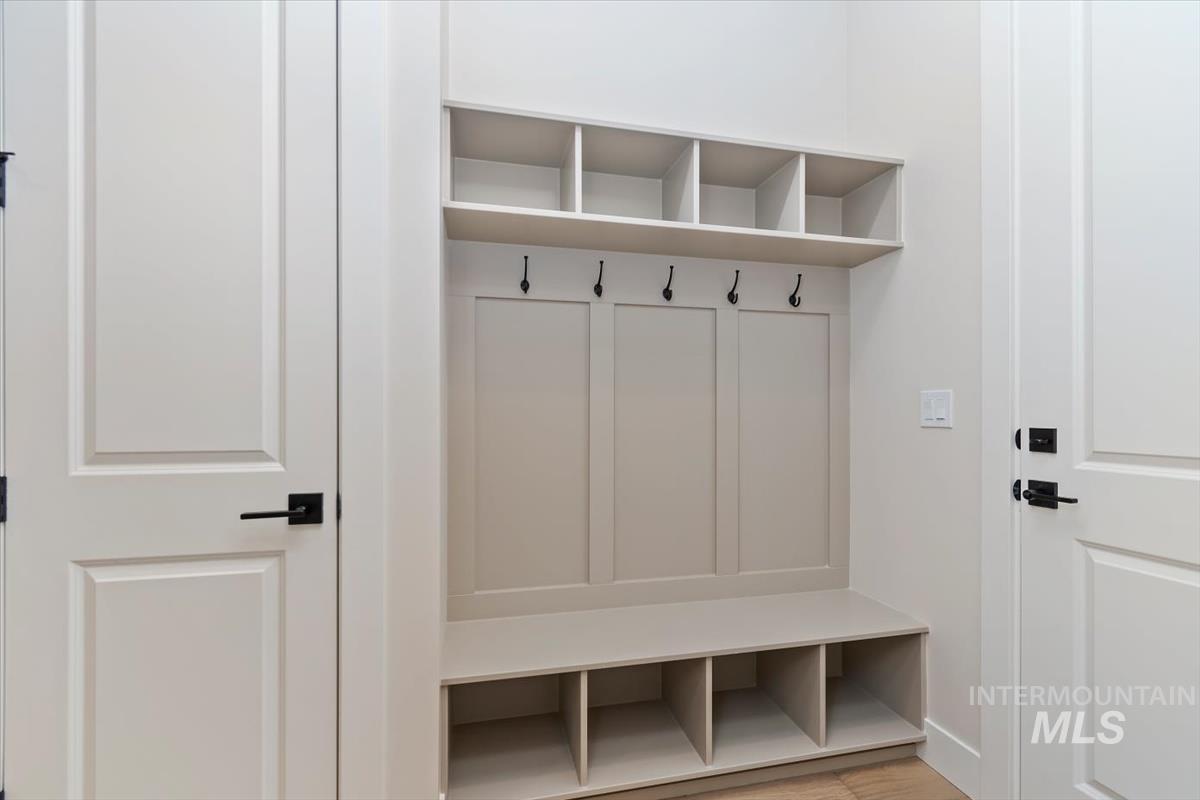 11303 S Cabot Cliffs Ln, Kuna, Idaho 83634, 5 Bedrooms, 3 Bathrooms, Residential For Sale, Price $1,099,880, 98969480