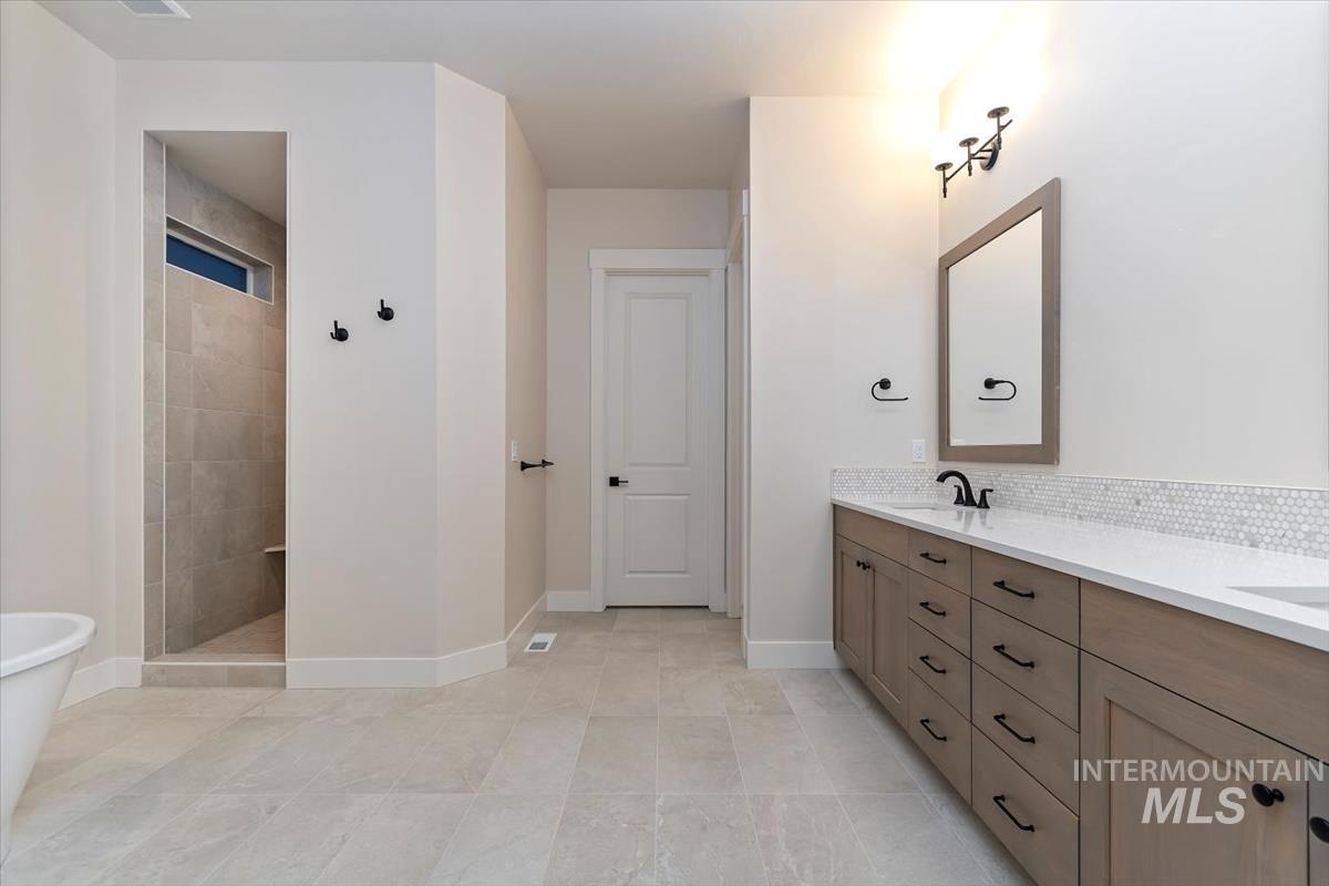 11303 S Cabot Cliffs Ln, Kuna, Idaho 83634, 5 Bedrooms, 3 Bathrooms, Residential For Sale, Price $1,099,880, 98969480