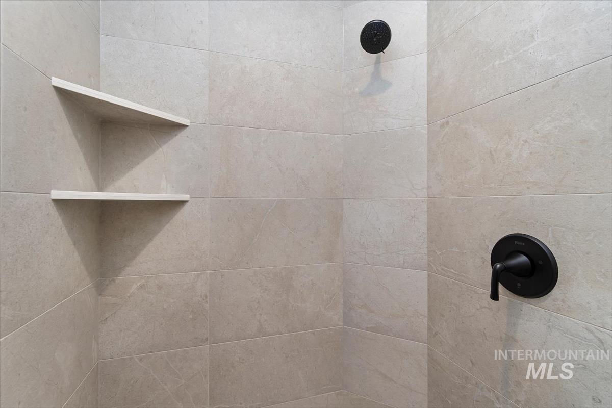 11303 S Cabot Cliffs Ln, Kuna, Idaho 83634, 5 Bedrooms, 3 Bathrooms, Residential For Sale, Price $1,099,880, 98969480