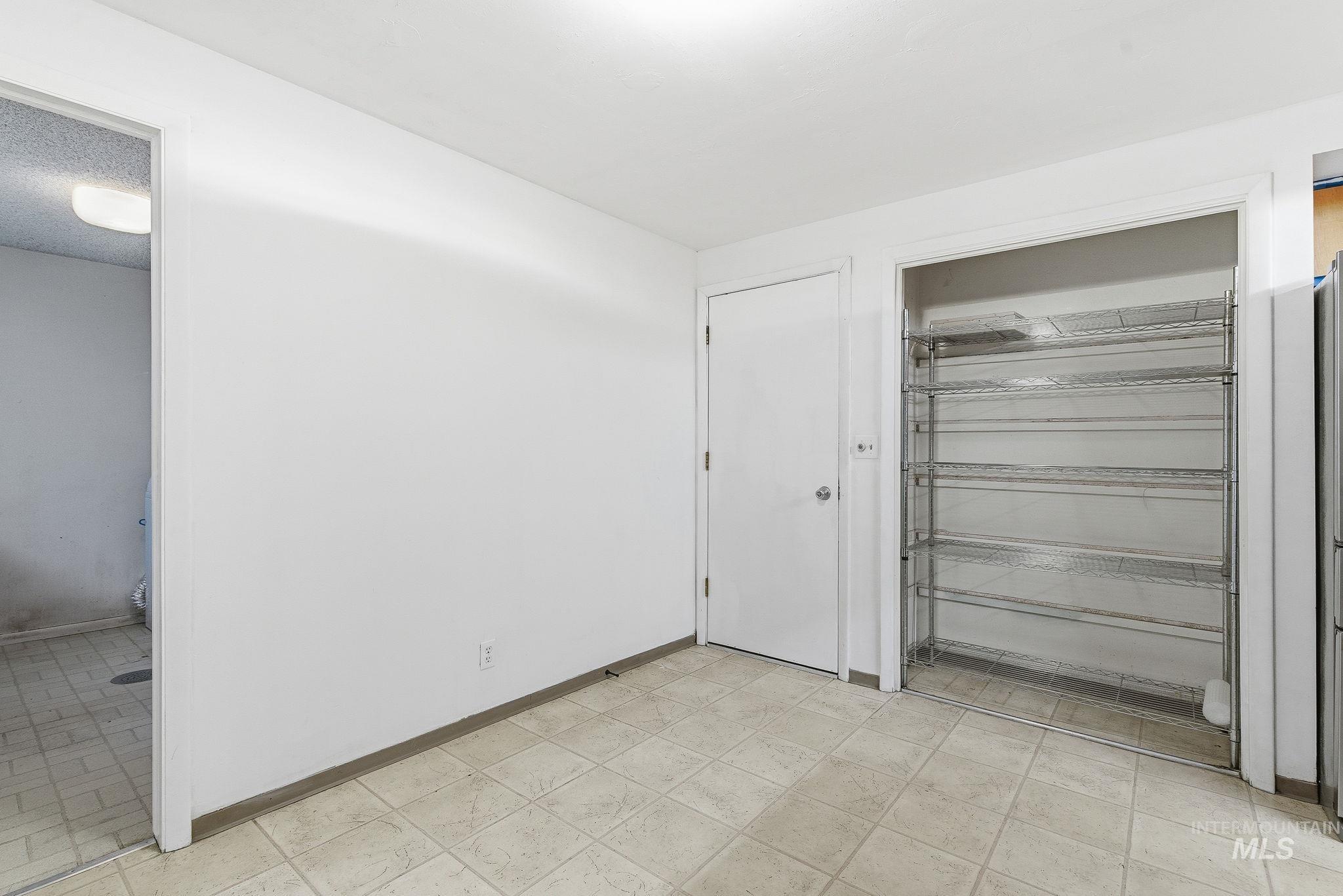 5801 W Randolph Drive, Boise, Idaho 83709, 4 Bedrooms, 3.5 Bathrooms, Residential For Sale, Price $524,900, 98969481