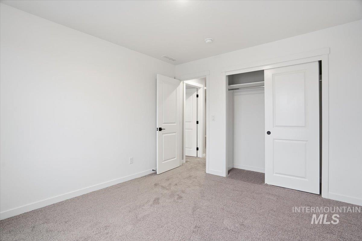 2370 N Ice Fire Ave, Star, Idaho 83669, 5 Bedrooms, 4 Bathrooms, Residential For Sale, Price $639,990, 98969485