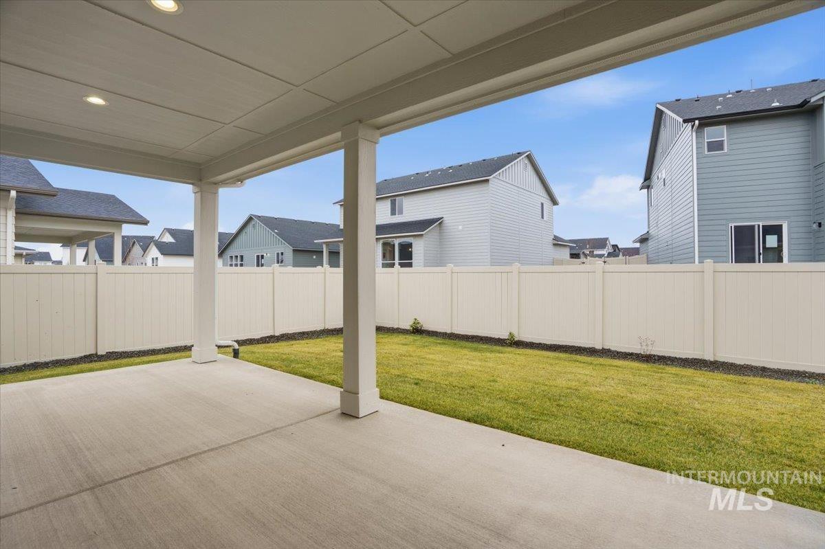 2370 N Ice Fire Ave, Star, Idaho 83669, 5 Bedrooms, 4 Bathrooms, Residential For Sale, Price $639,990, 98969485