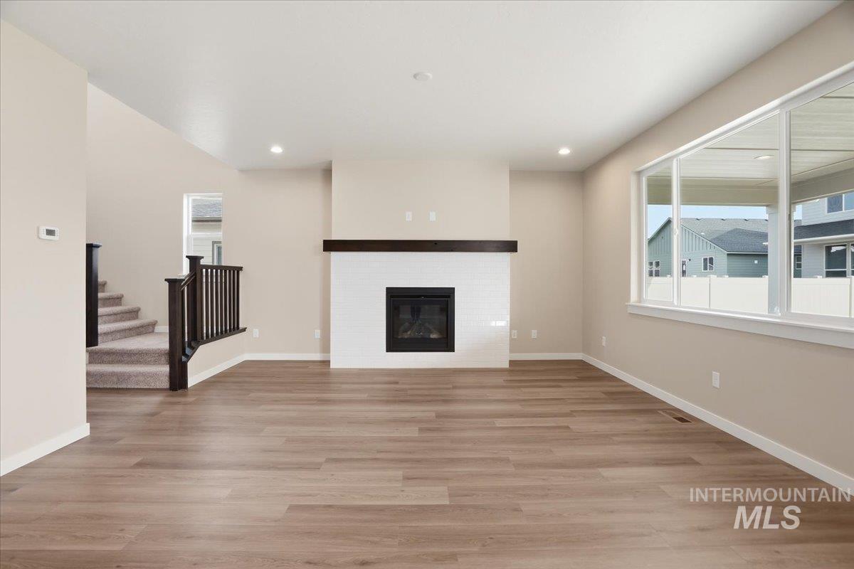 2370 N Ice Fire Ave, Star, Idaho 83669, 5 Bedrooms, 4 Bathrooms, Residential For Sale, Price $639,990, 98969485