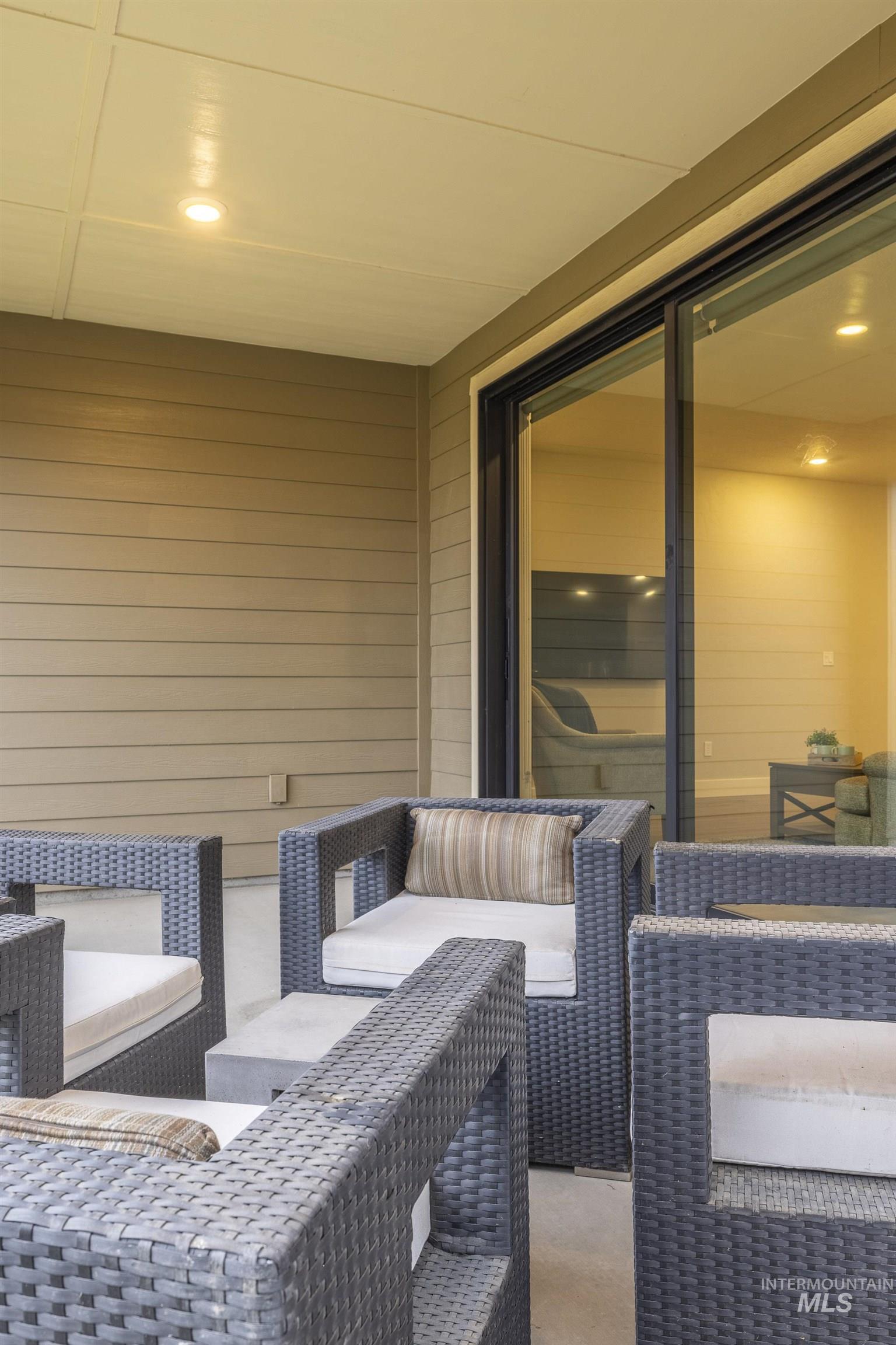 11860 W Wellness Ln, Kuna, Idaho 83634, 2 Bedrooms, 2 Bathrooms, Residential For Sale, Price $525,000, 98969493