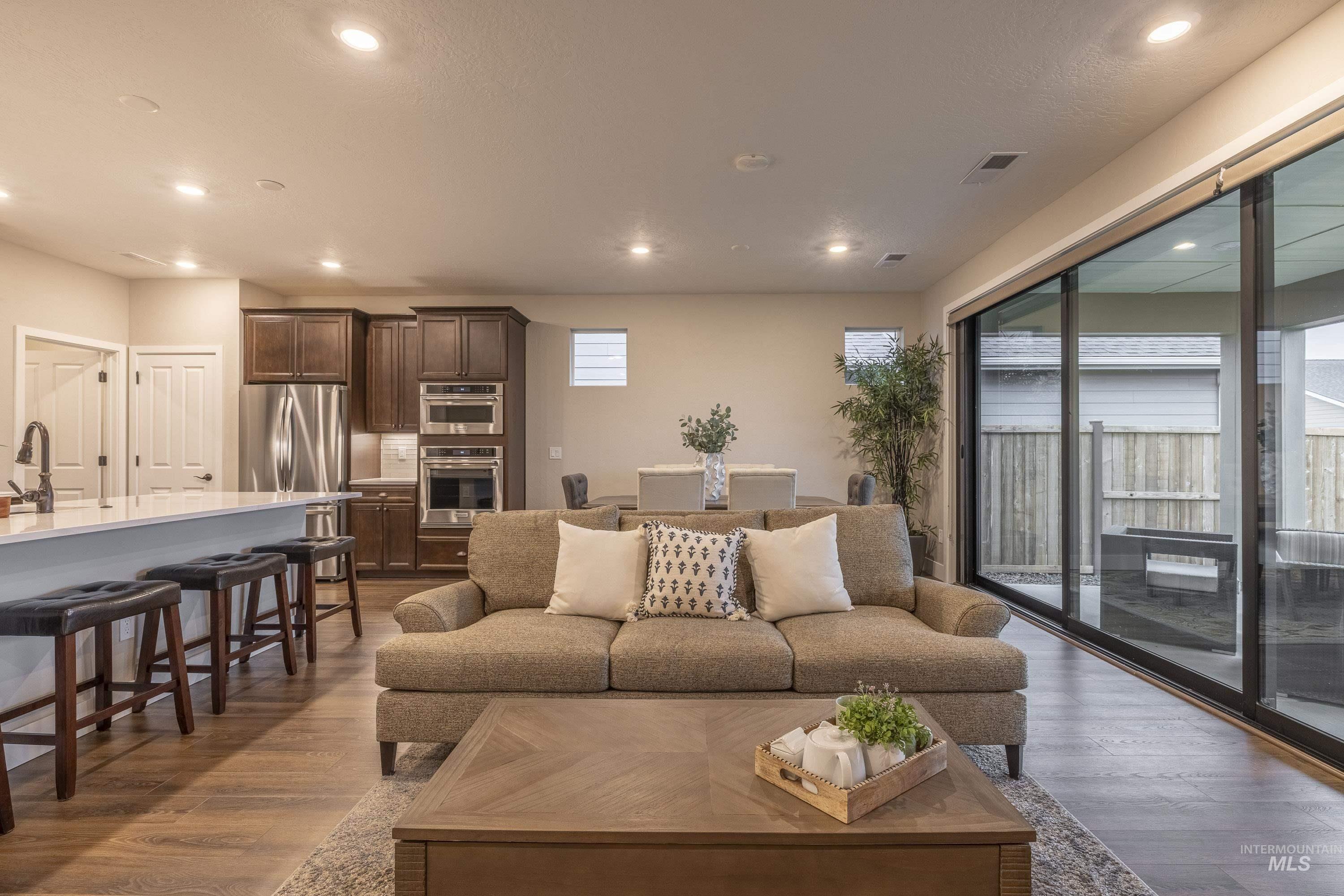 11860 W Wellness Ln, Kuna, Idaho 83634, 2 Bedrooms, 2 Bathrooms, Residential For Sale, Price $525,000, 98969493