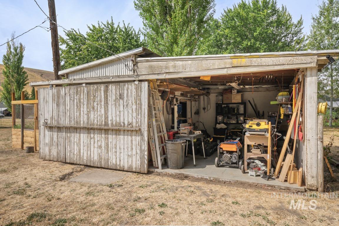 319 Pataha St, Pomeroy, Washington 99347, 3 Bedrooms, 2 Bathrooms, Residential For Sale, Price $249,000,MLS 98969494