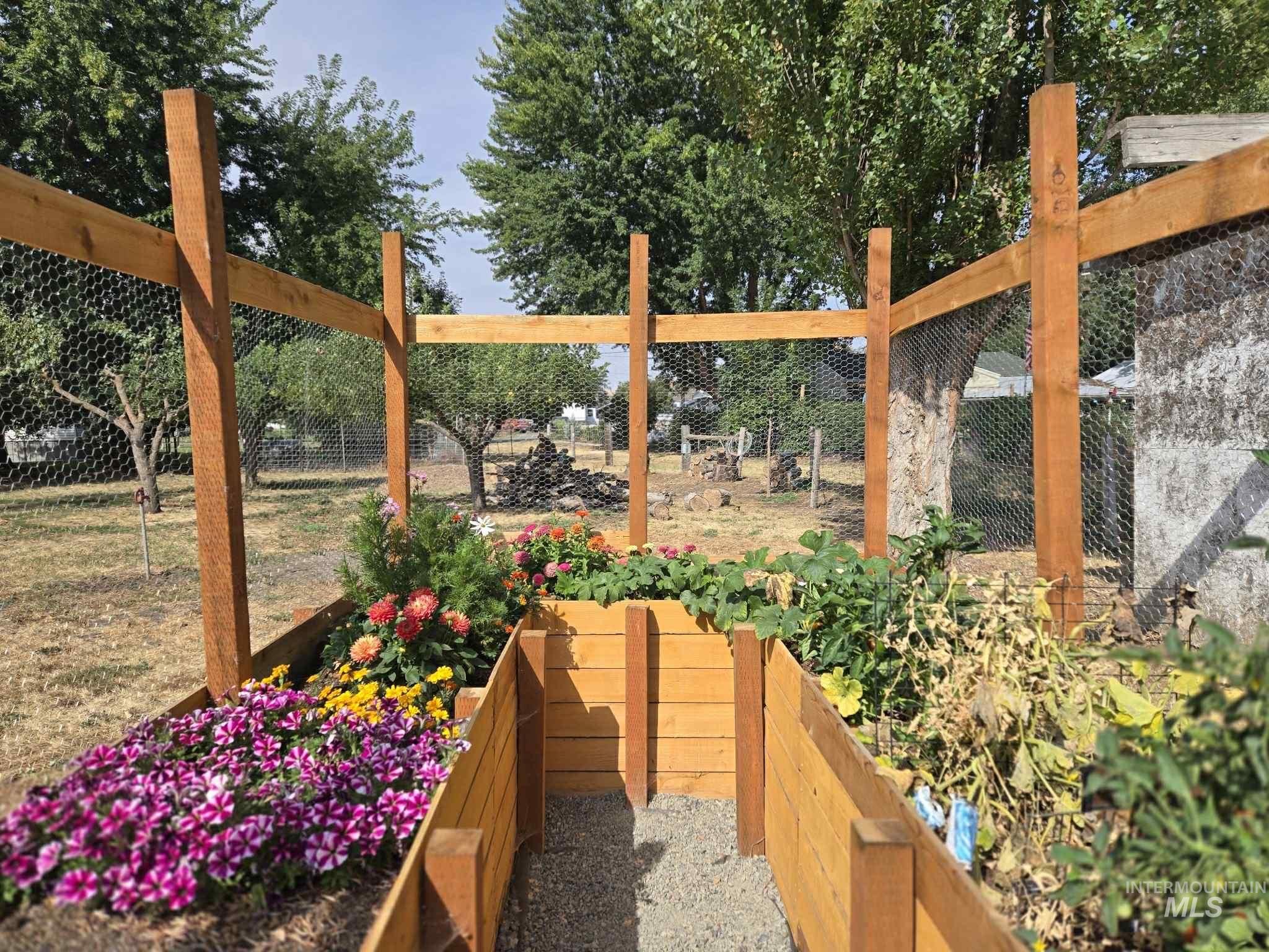 319 Pataha St, Pomeroy, Washington 99347, 3 Bedrooms, 2 Bathrooms, Residential For Sale, Price $265,000, 98969494