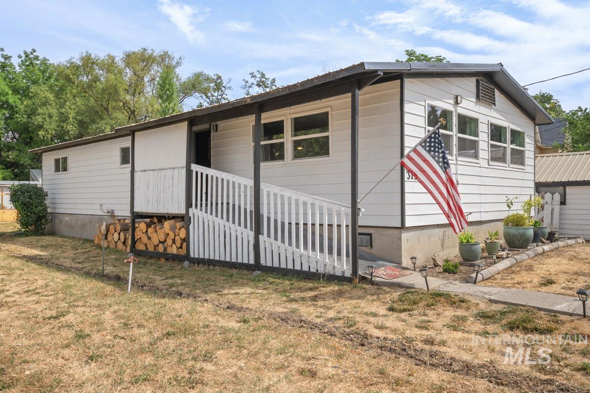 319 Pataha St, Pomeroy, Washington 99347, 3 Bedrooms, 2 Bathrooms, Residential For Sale, Price $265,000, 98969494