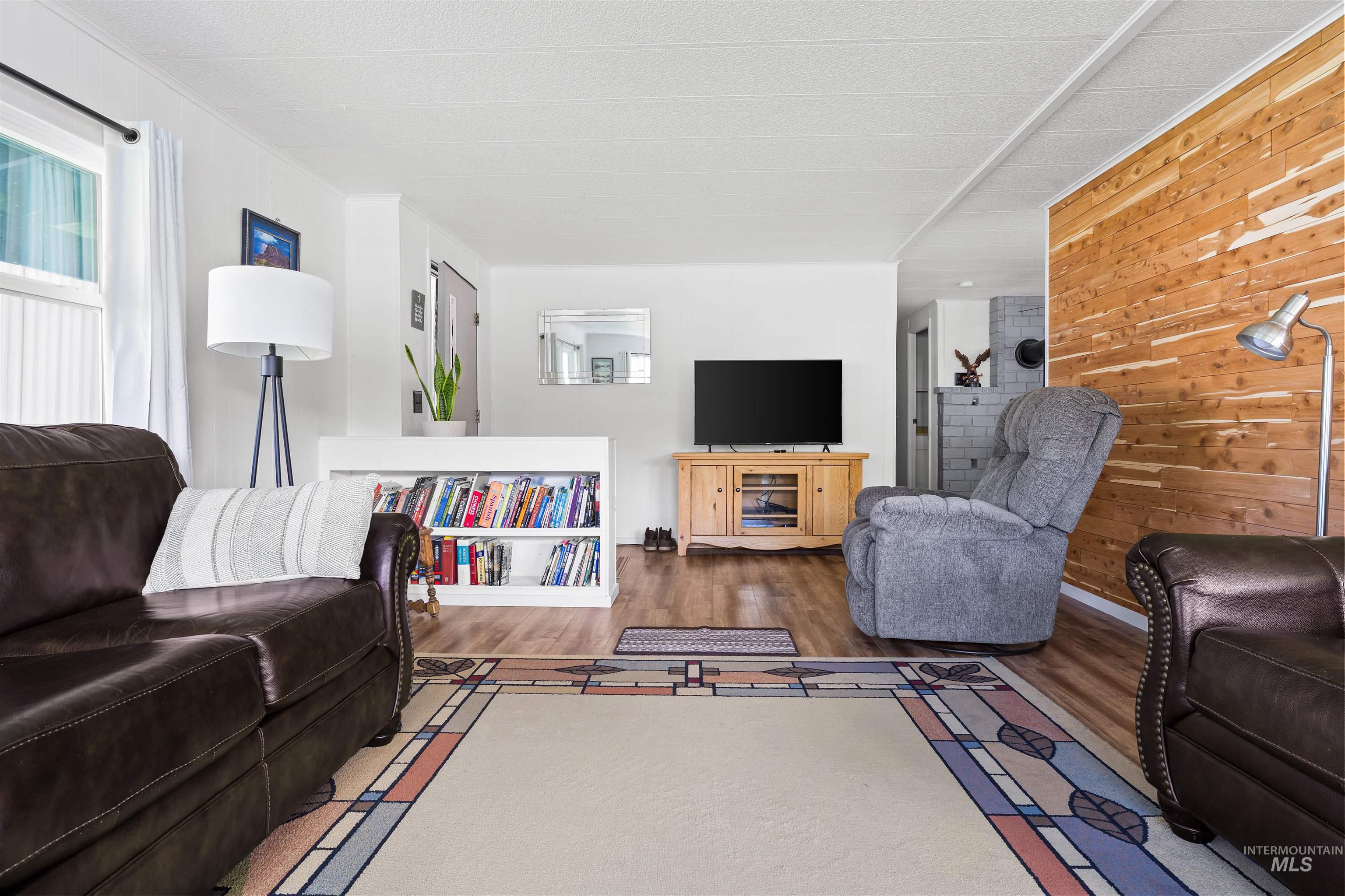 319 Pataha St, Pomeroy, Washington 99347, 3 Bedrooms, 2 Bathrooms, Residential For Sale, Price $249,000,MLS 98969494