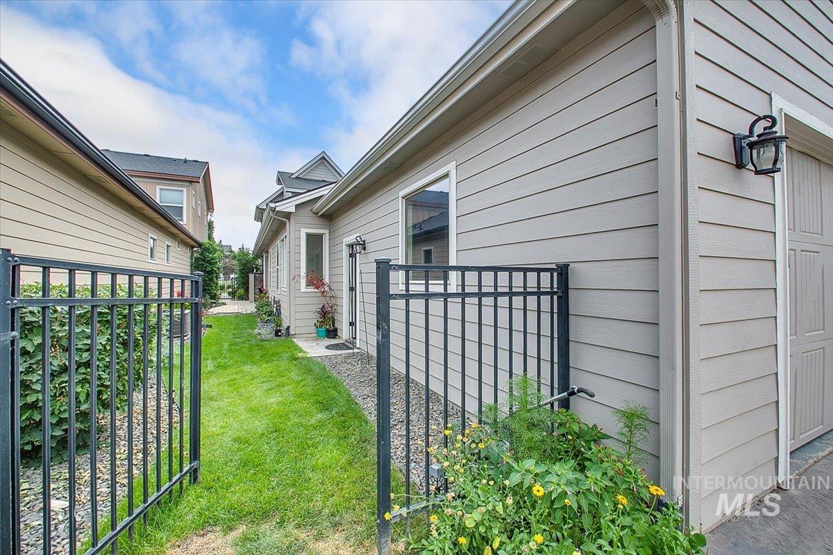 View of property exterior