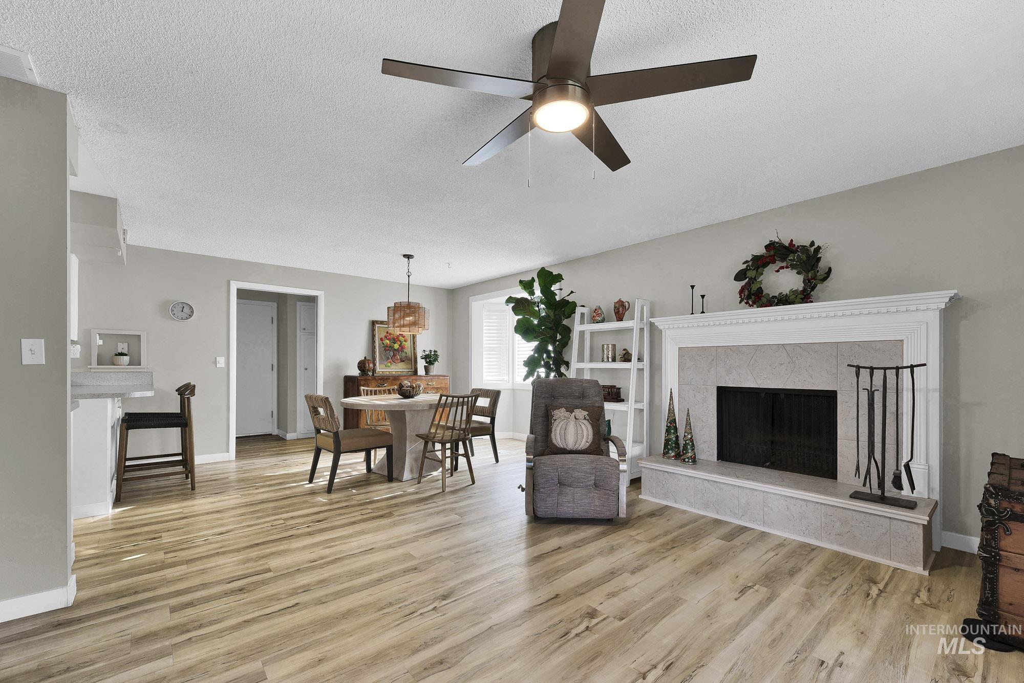 8907 W Stynbrook Dr, Boise, Idaho 83704, 3 Bedrooms, 2.5 Bathrooms, Residential For Sale, Price $479,900, 98969497