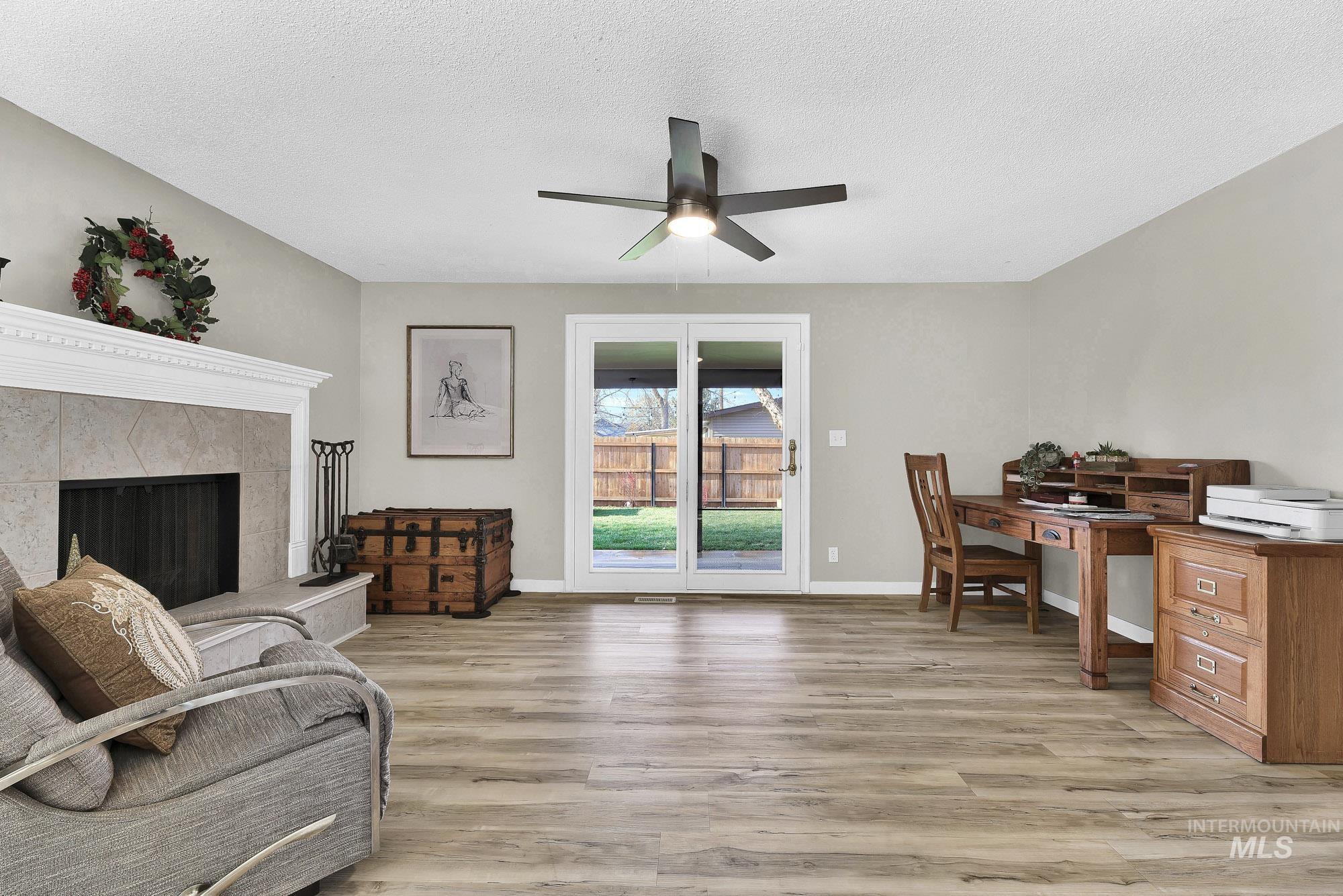 8907 W Stynbrook Dr, Boise, Idaho 83704, 3 Bedrooms, 2.5 Bathrooms, Residential For Sale, Price $479,900, 98969497