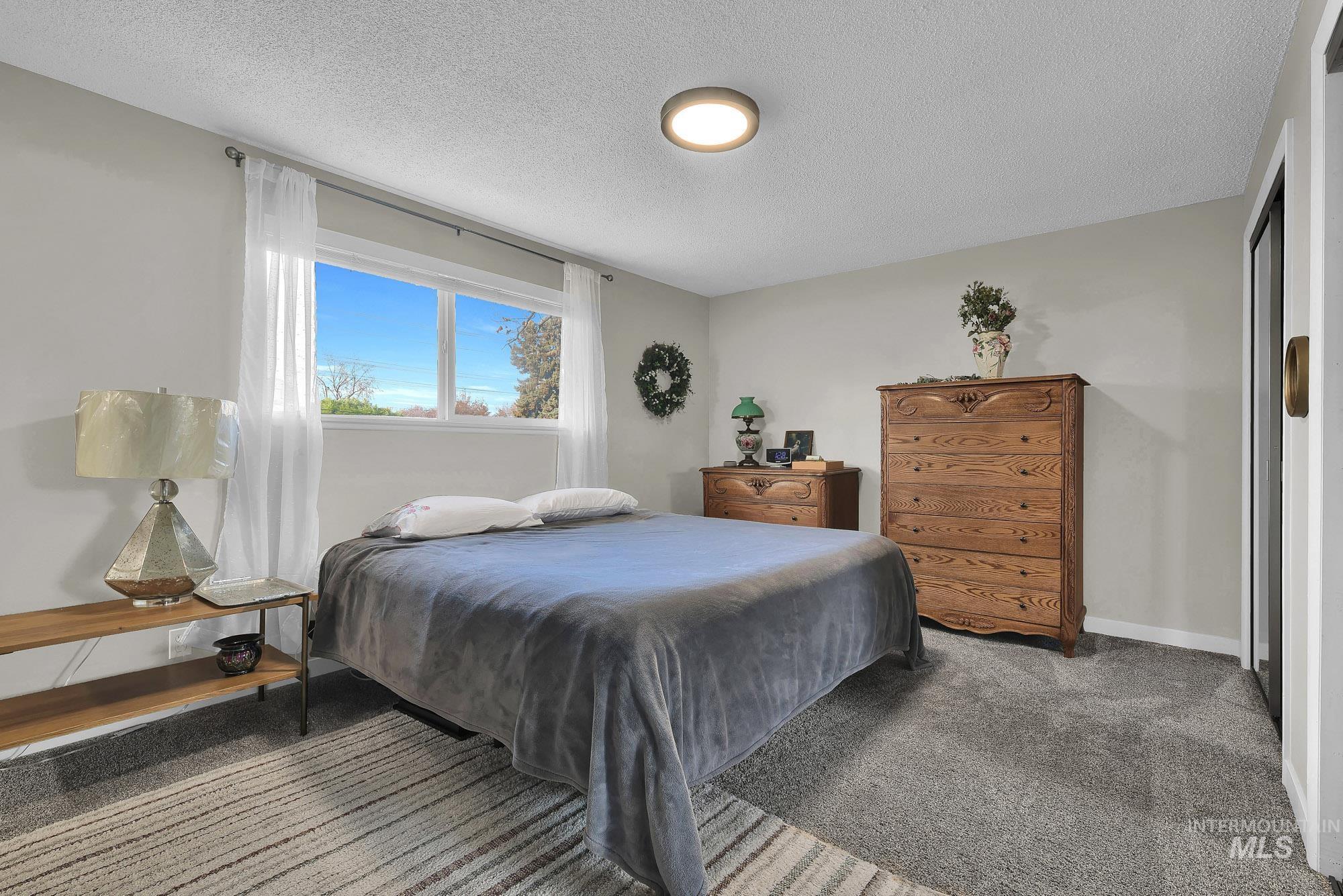 8907 W Stynbrook Dr, Boise, Idaho 83704, 3 Bedrooms, 2.5 Bathrooms, Residential For Sale, Price $479,900, 98969497