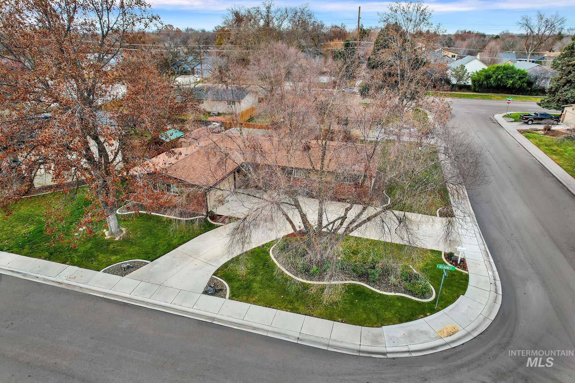8907 W Stynbrook Dr, Boise, Idaho 83704, 3 Bedrooms, 2.5 Bathrooms, Residential For Sale, Price $479,900, 98969497