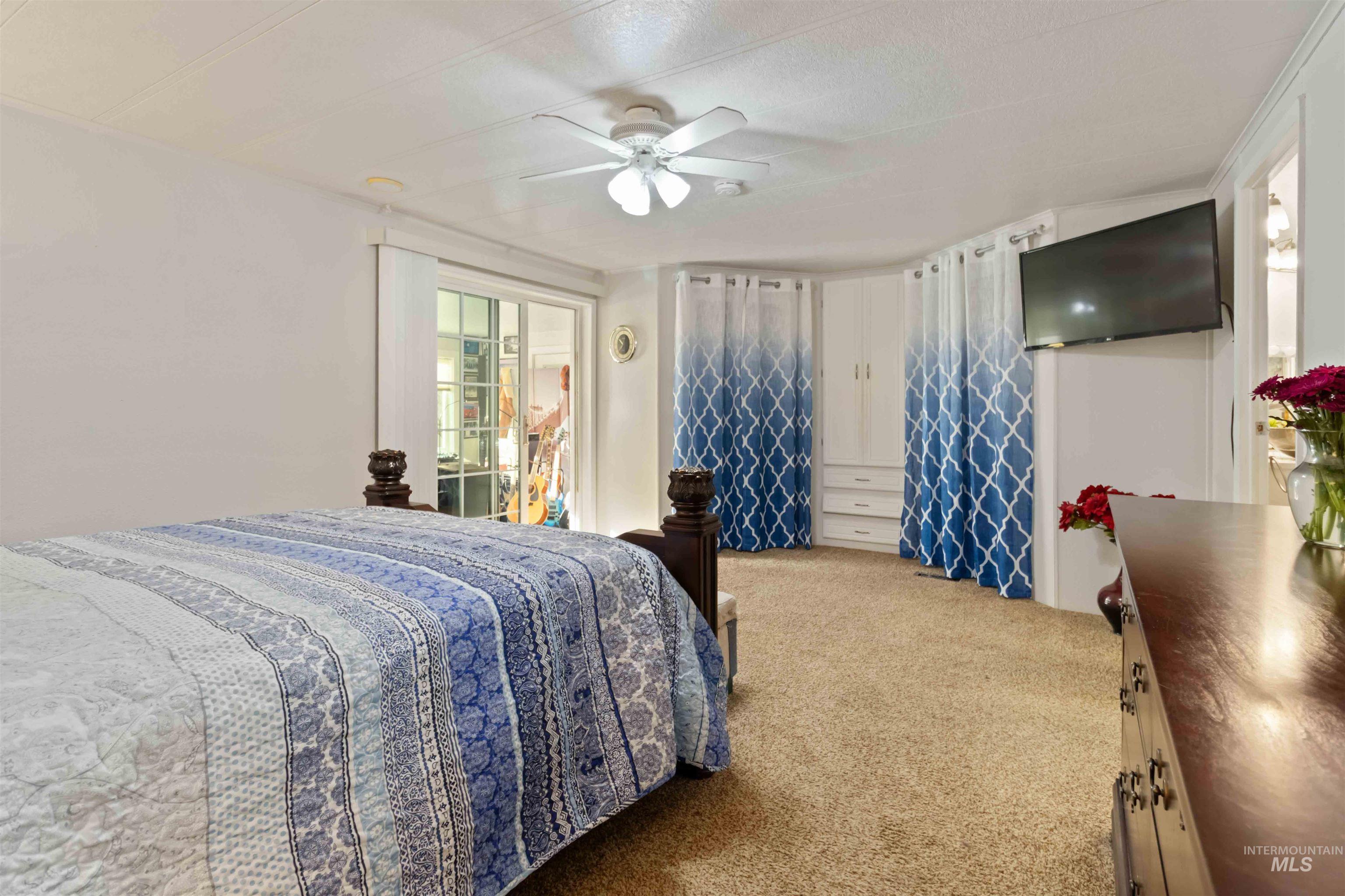 138 Rainbow Dr, Boise, Idaho 83713, 2 Bedrooms, 2 Bathrooms, Residential For Sale, Price $249,900, 98969503