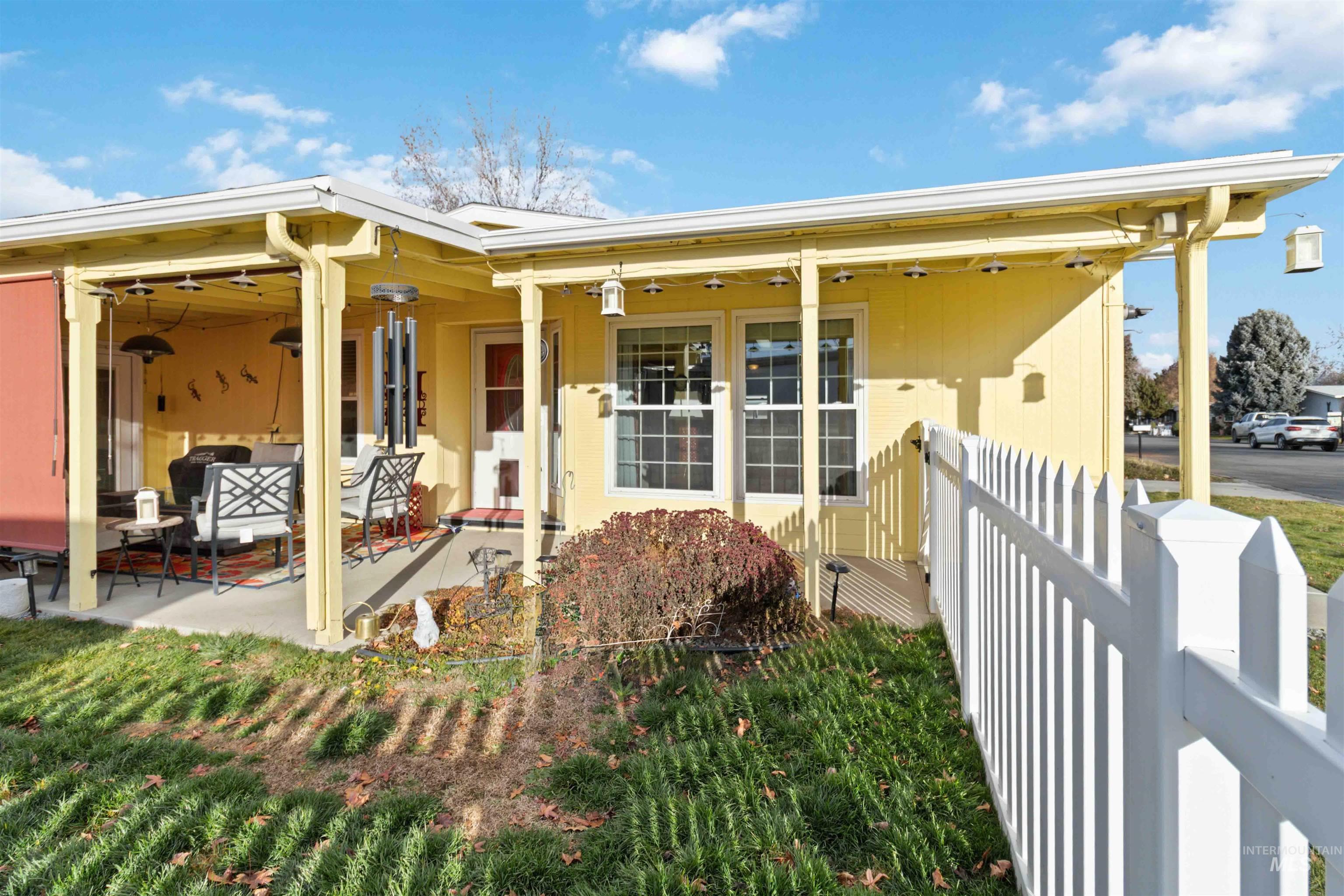 138 Rainbow Dr, Boise, Idaho 83713, 2 Bedrooms, 2 Bathrooms, Residential For Sale, Price $249,900, 98969503