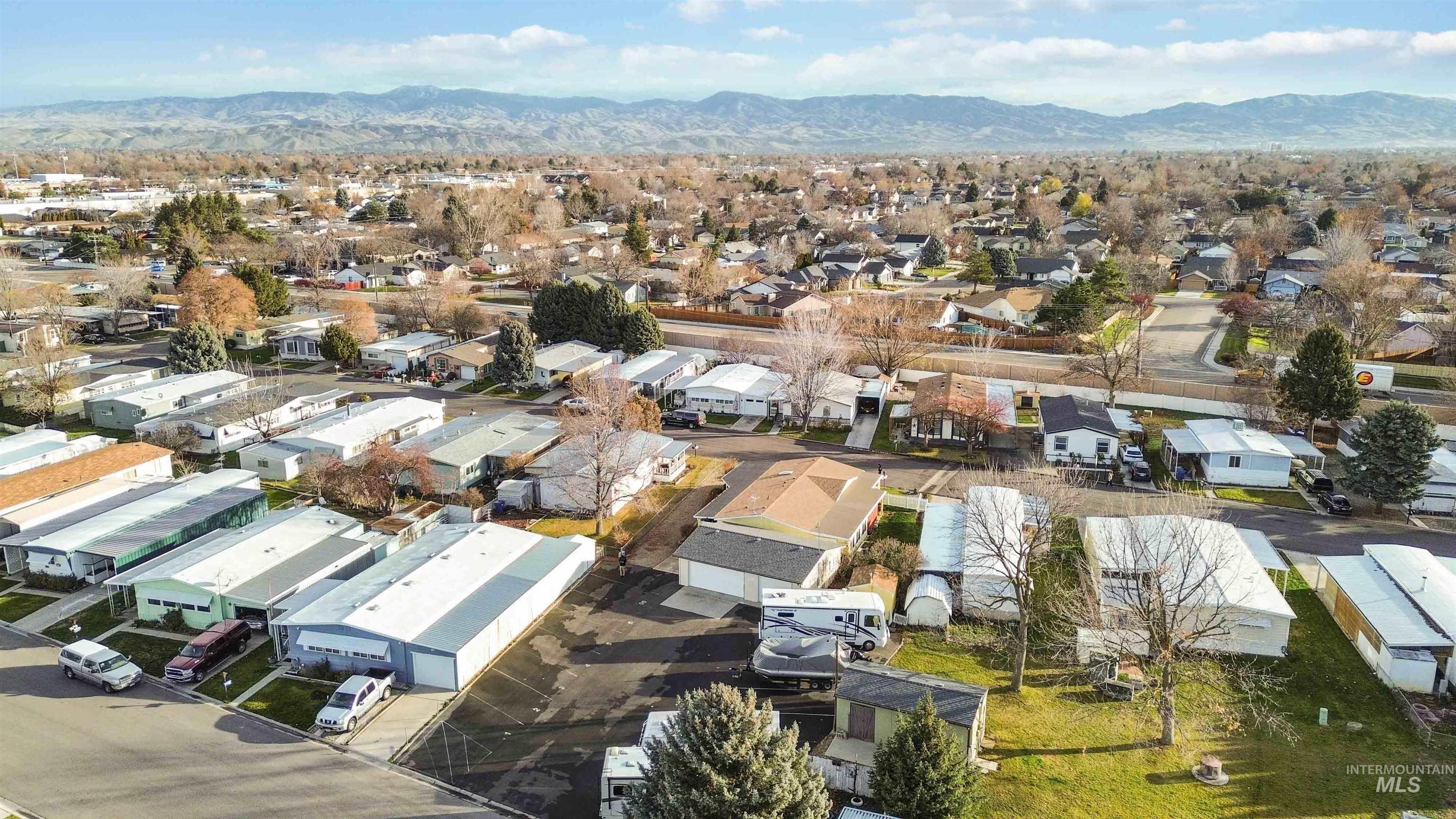 138 Rainbow Dr, Boise, Idaho 83713, 2 Bedrooms, 2 Bathrooms, Residential For Sale, Price $239,900,MLS 98969503