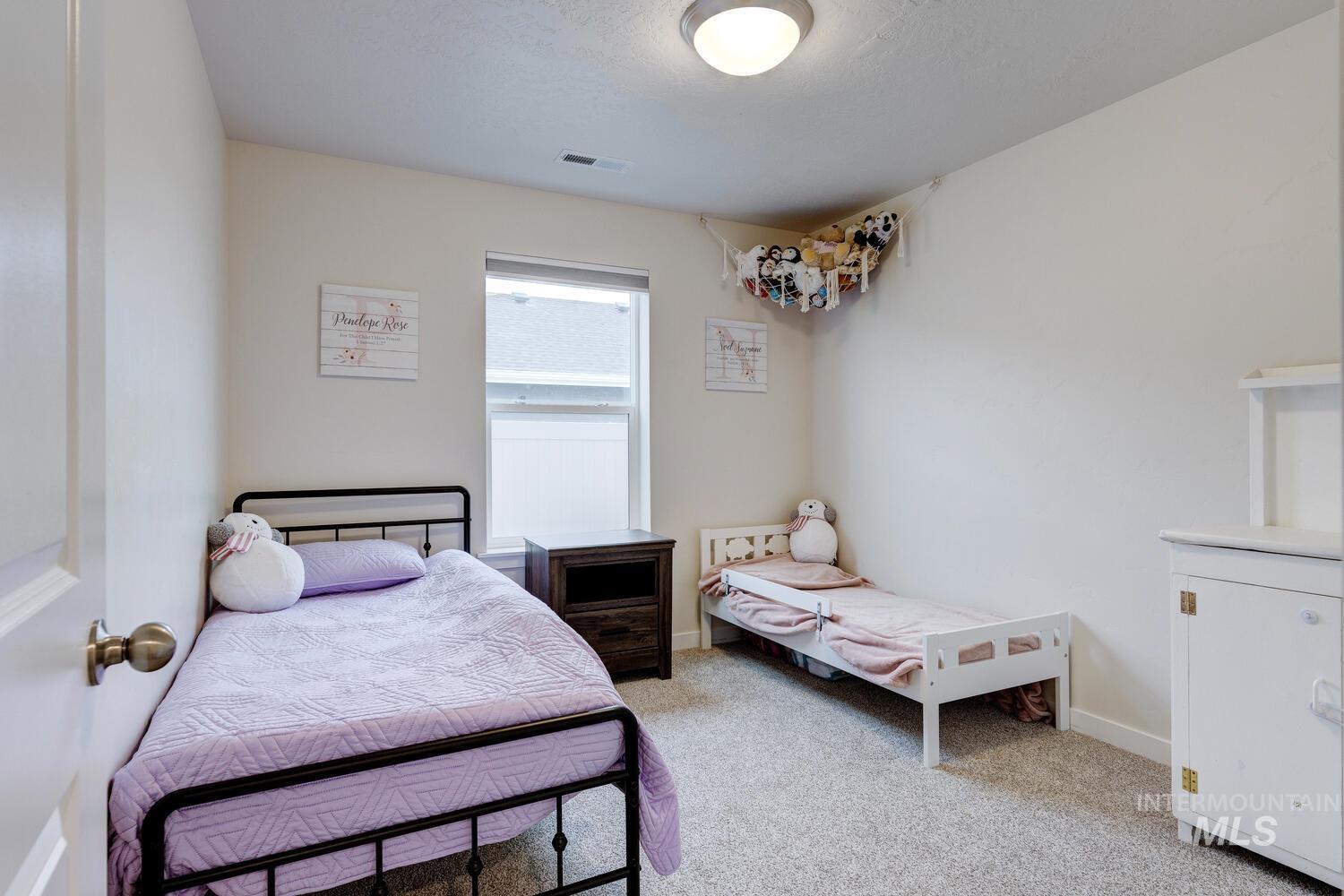 12445 Shadow River St, Caldwell, Idaho 83607, 5 Bedrooms, 3 Bathrooms, Residential For Sale, Price $447,990,MLS 98969504