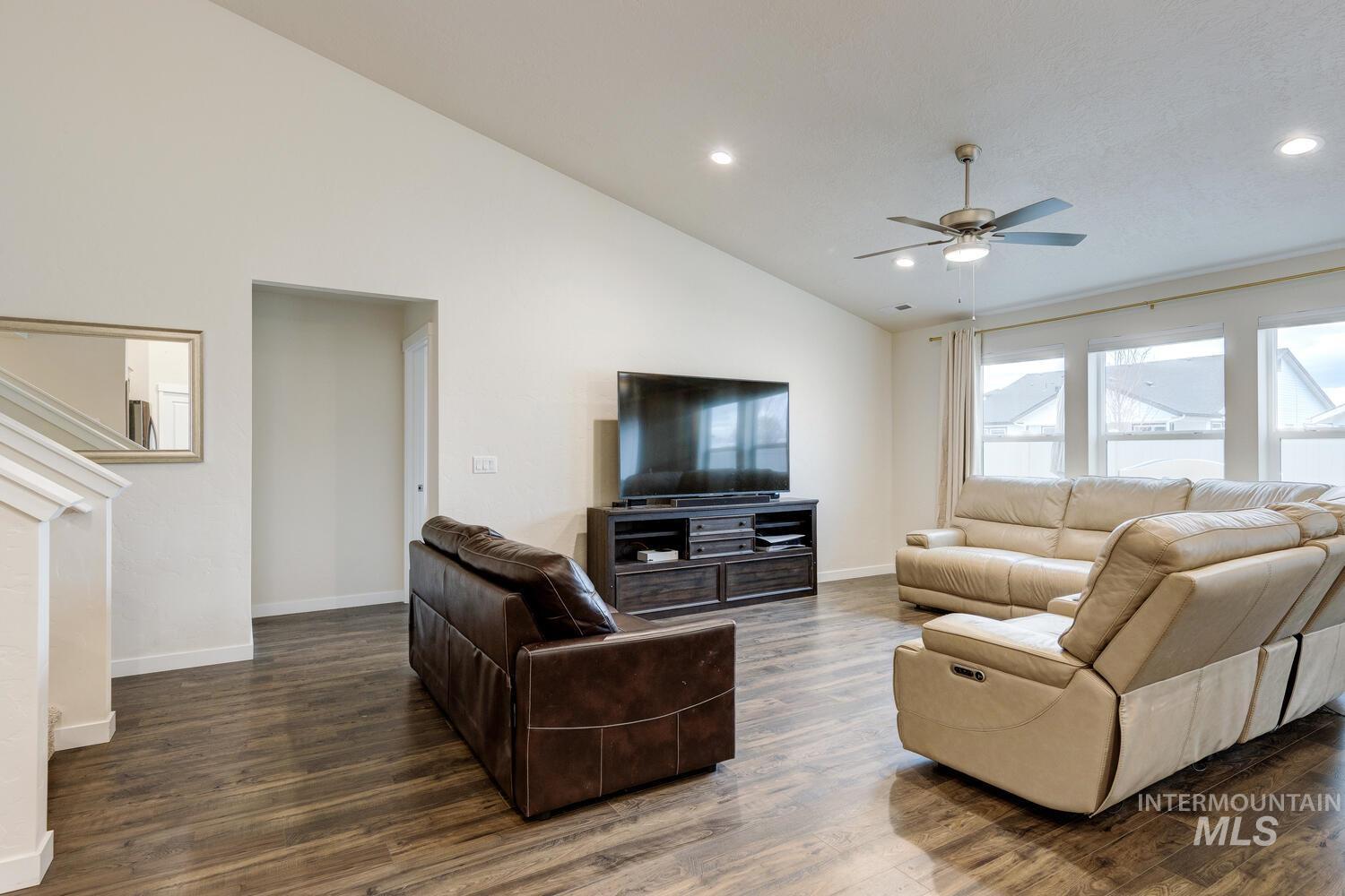 12445 Shadow River St, Caldwell, Idaho 83607, 5 Bedrooms, 3 Bathrooms, Residential For Sale, Price $447,990,MLS 98969504