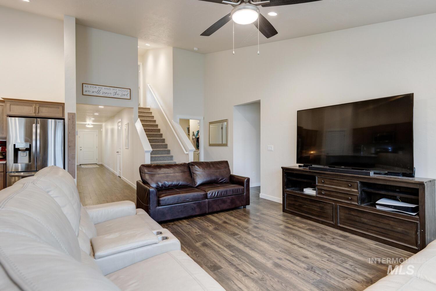 12445 Shadow River St, Caldwell, Idaho 83607, 5 Bedrooms, 3 Bathrooms, Residential For Sale, Price $447,990,MLS 98969504