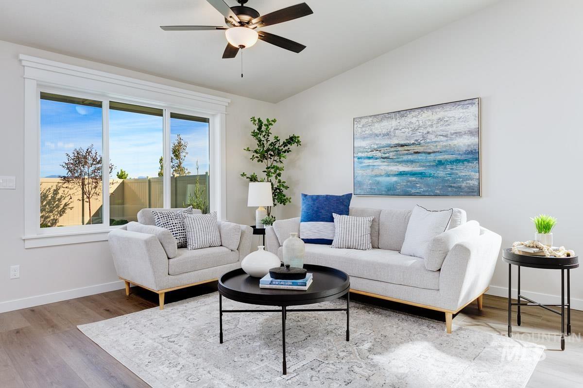 3457 S Cedarhurst Dr., Meridian, Idaho 83642, 3 Bedrooms, 2 Bathrooms, Residential For Sale, Price $480,000,MLS 98969506