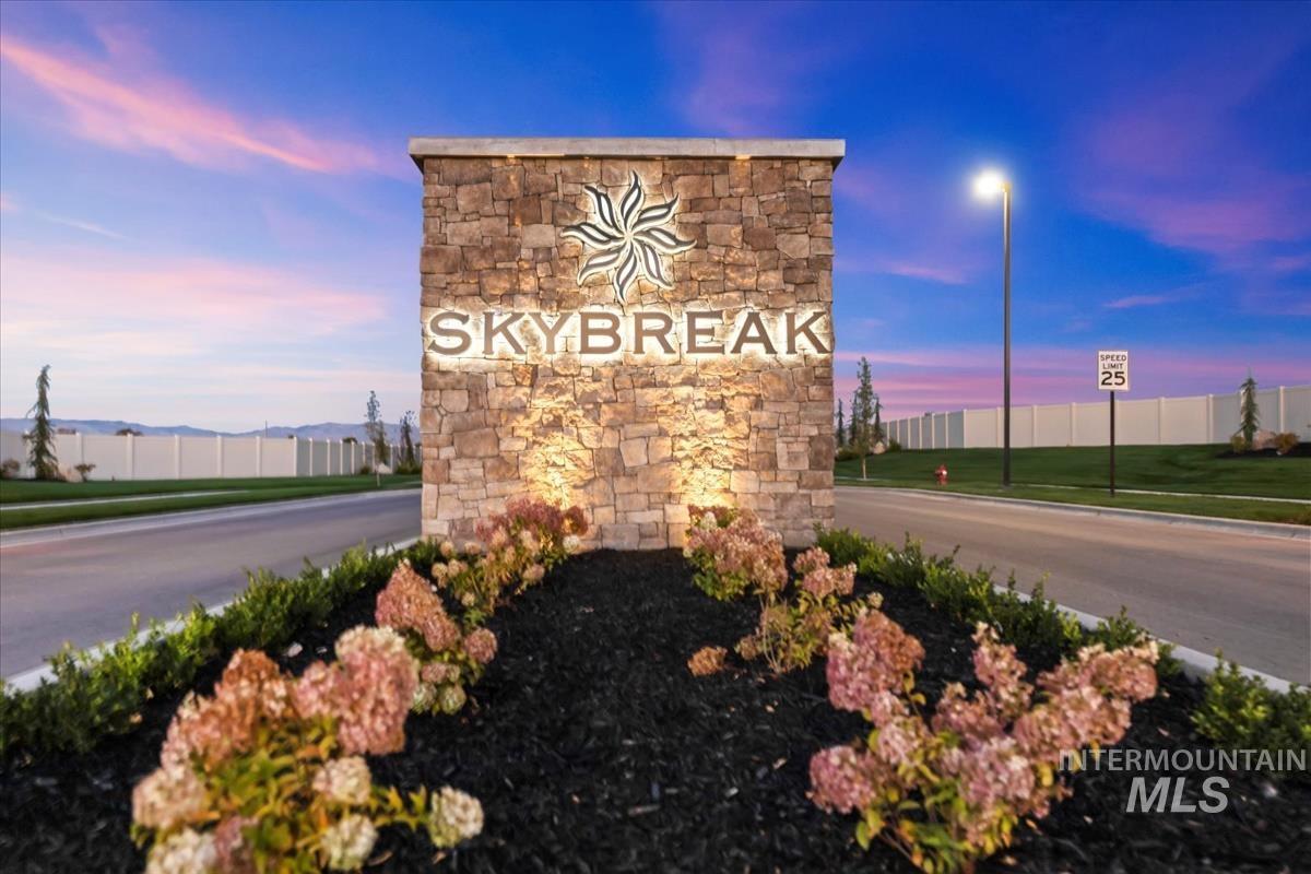 3457 S Cedarhurst Dr., Meridian, Idaho 83642, 3 Bedrooms, 2 Bathrooms, Residential For Sale, Price $480,000,MLS 98969506