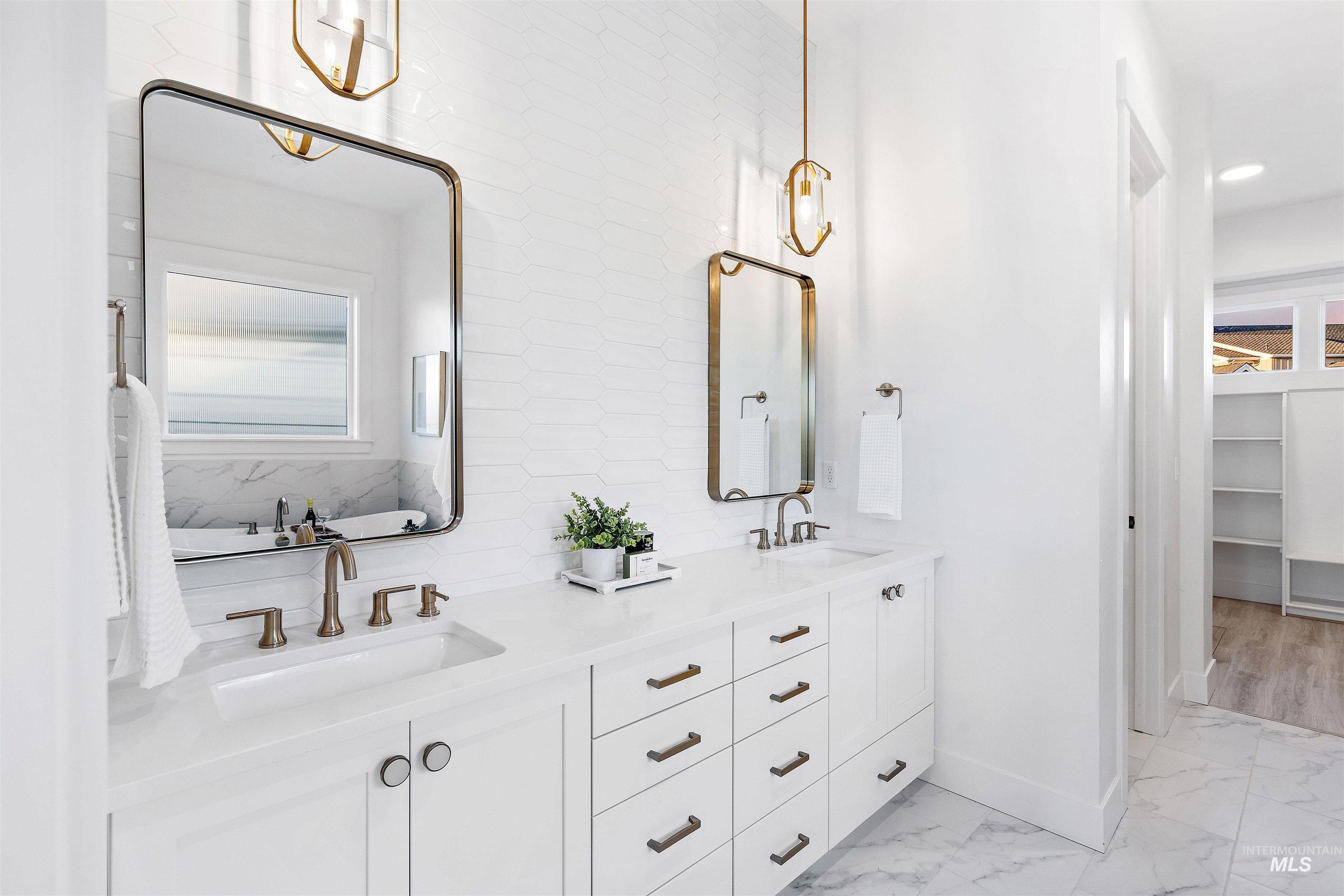 62 W Producer Dr, Meridian, Idaho 83646, 4 Bedrooms, 3.5 Bathrooms, Residential For Sale, Price $1,319,000, 98969507