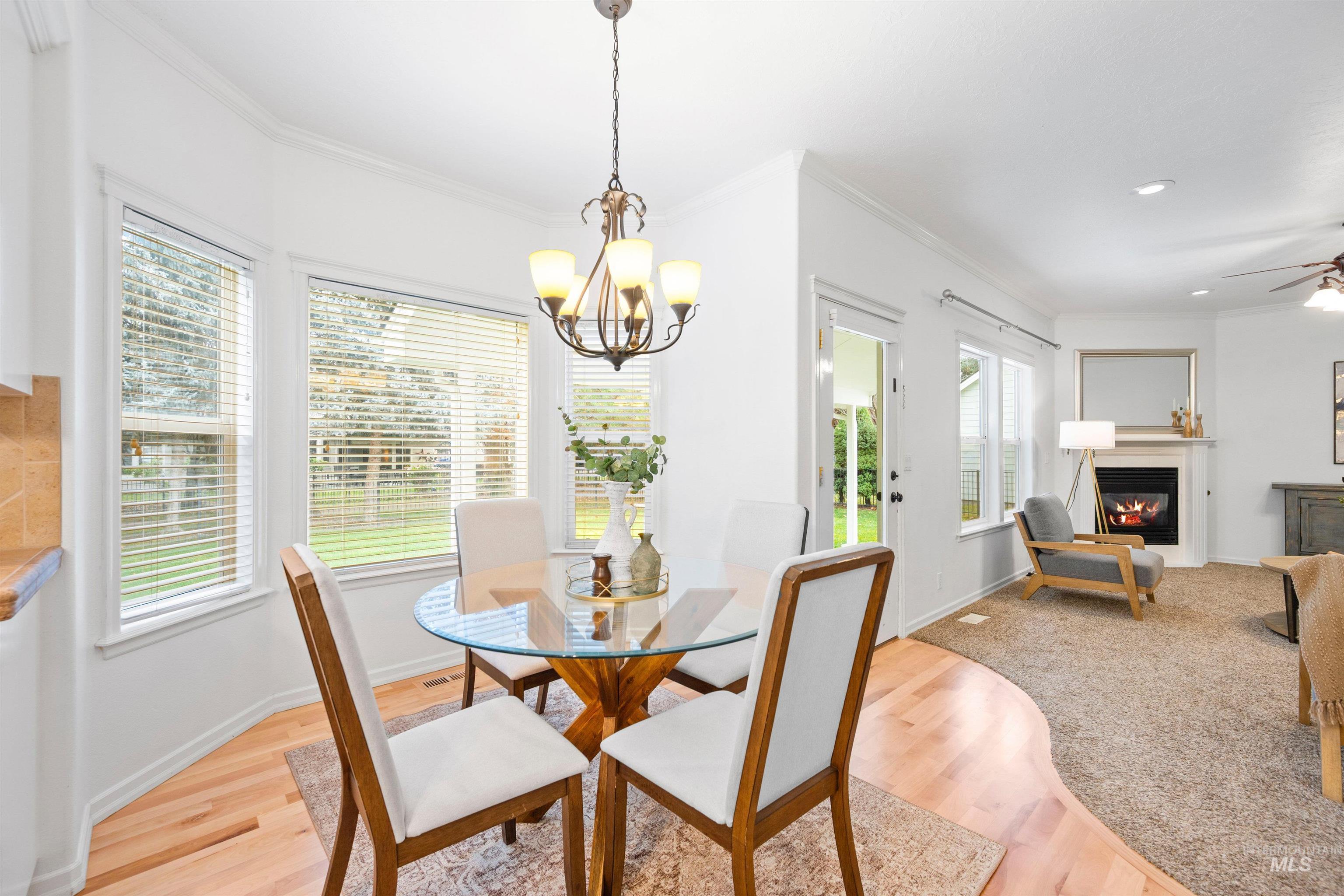 1640 S Lakemoor Way, Eagle, Idaho 83616-6360, 4 Bedrooms, 3.5 Bathrooms, Residential For Sale, Price $850,000,MLS 98969509