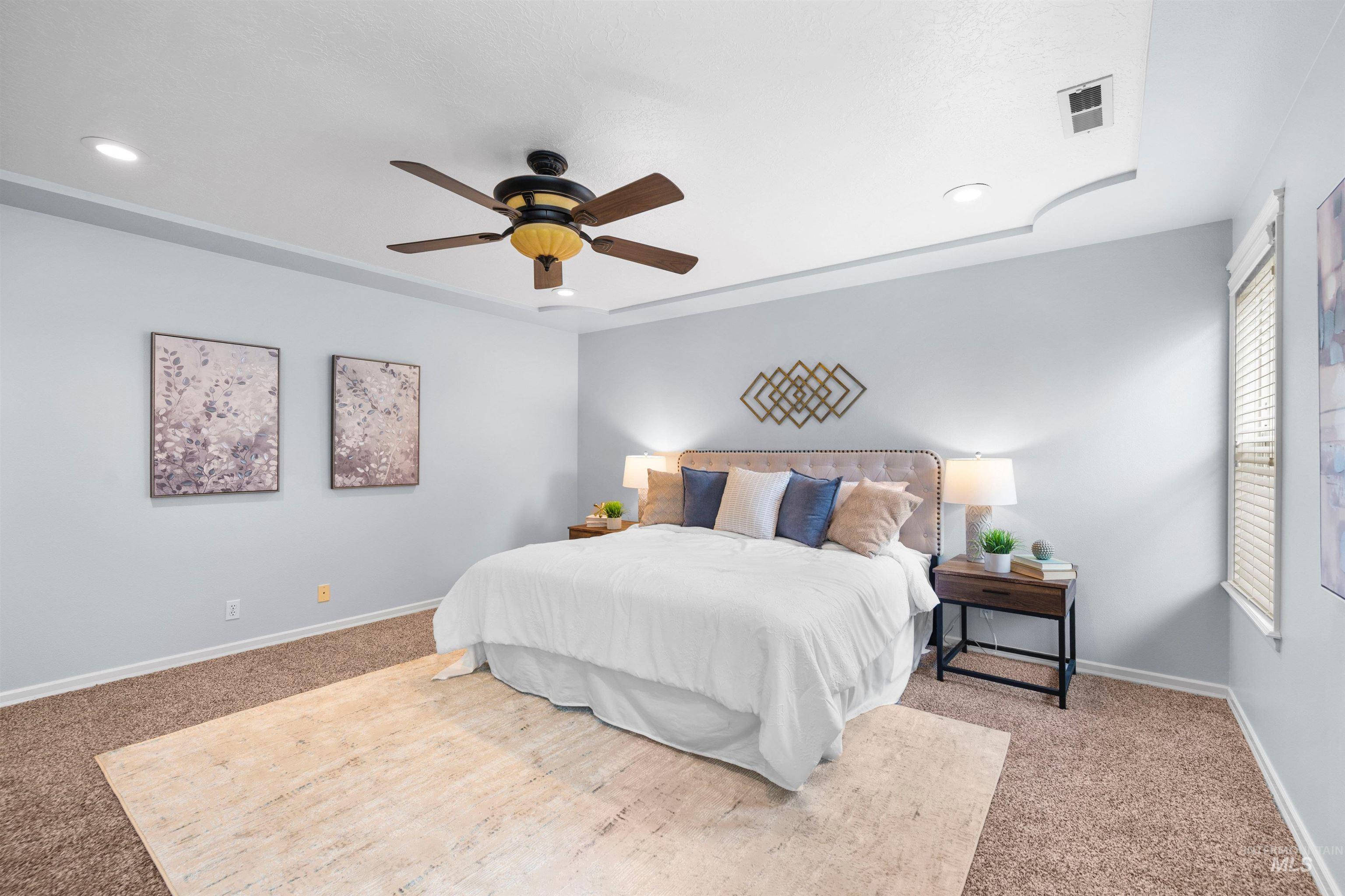 1640 S Lakemoor Way, Eagle, Idaho 83616-6360, 4 Bedrooms, 3.5 Bathrooms, Residential For Sale, Price $850,000,MLS 98969509