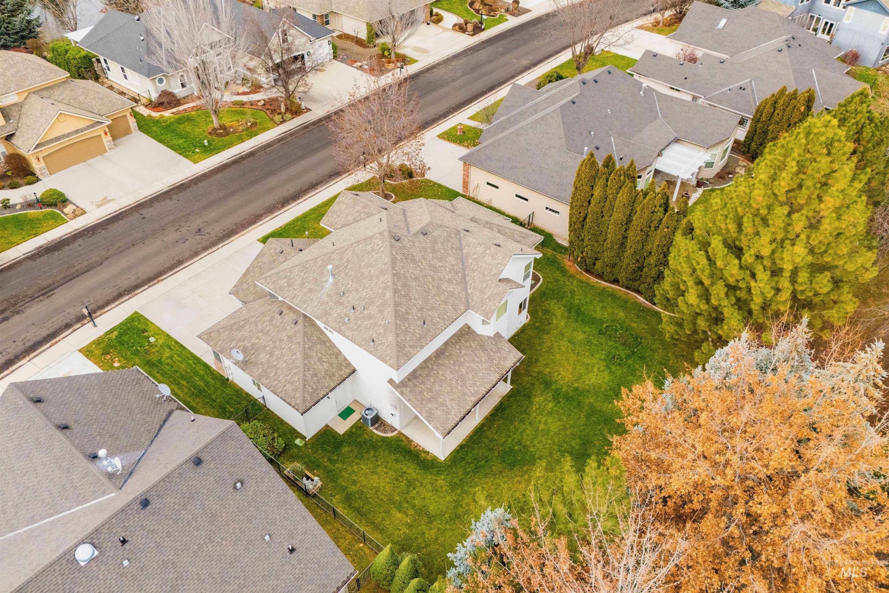 1640 S Lakemoor Way, Eagle, Idaho 83616-6360, 4 Bedrooms, 3.5 Bathrooms, Residential For Sale, Price $840,000, 98969509