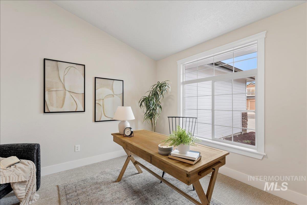 1701 W Puzzle Creek Ct, Meridian, Idaho 83646, 4 Bedrooms, 3 Bathrooms, Residential For Sale, Price $669,900,MLS 98969514