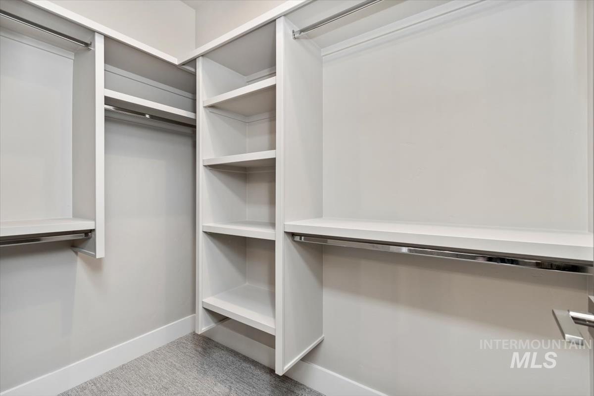 136 Jacks Loop, Donnelly, Idaho 83615, 2 Bedrooms, 2.5 Bathrooms, Residential For Sale, Price $799,900, 98969516