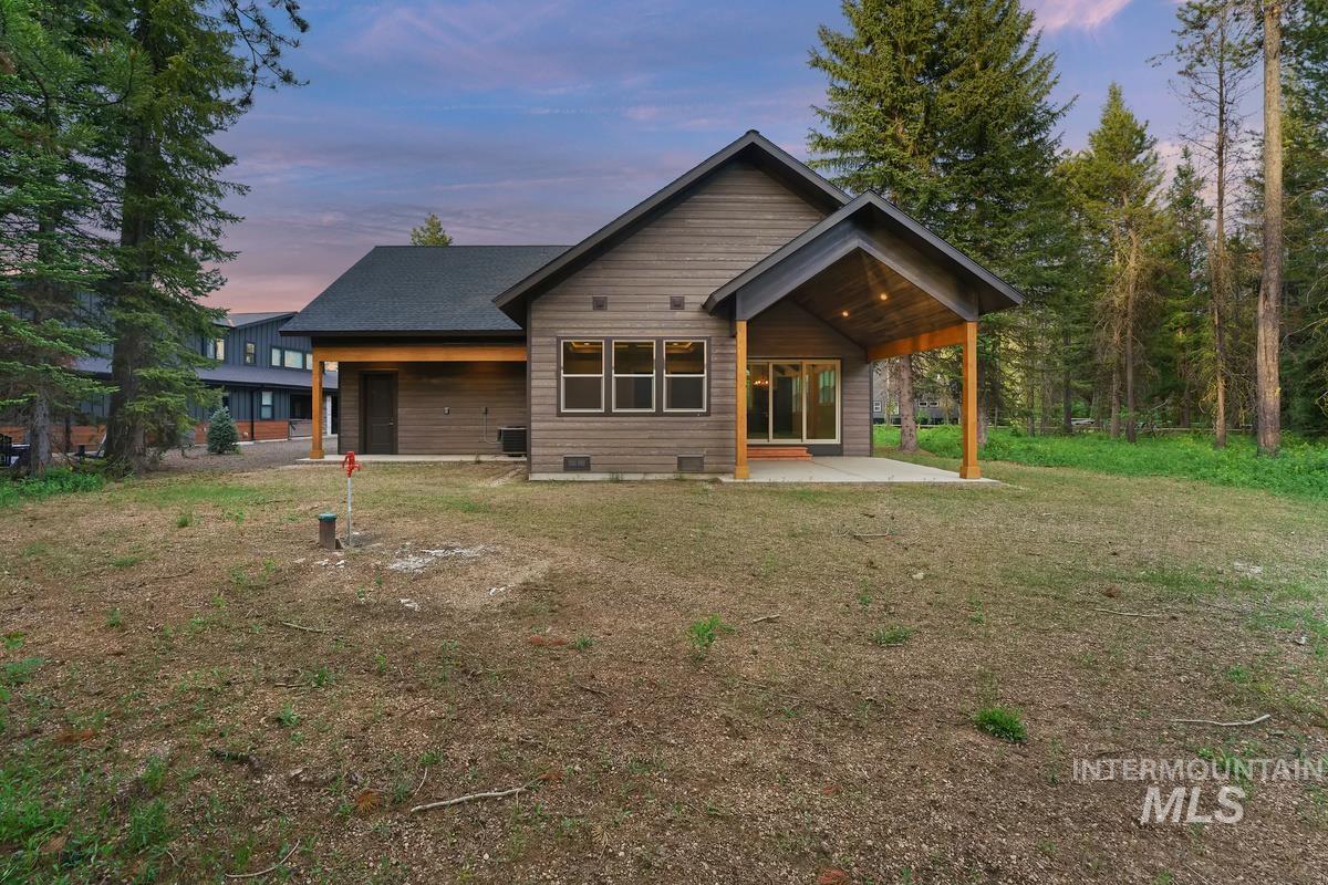 136 Jacks Loop, Donnelly, Idaho 83615, 2 Bedrooms, 2.5 Bathrooms, Residential For Sale, Price $749,000,MLS 98969516