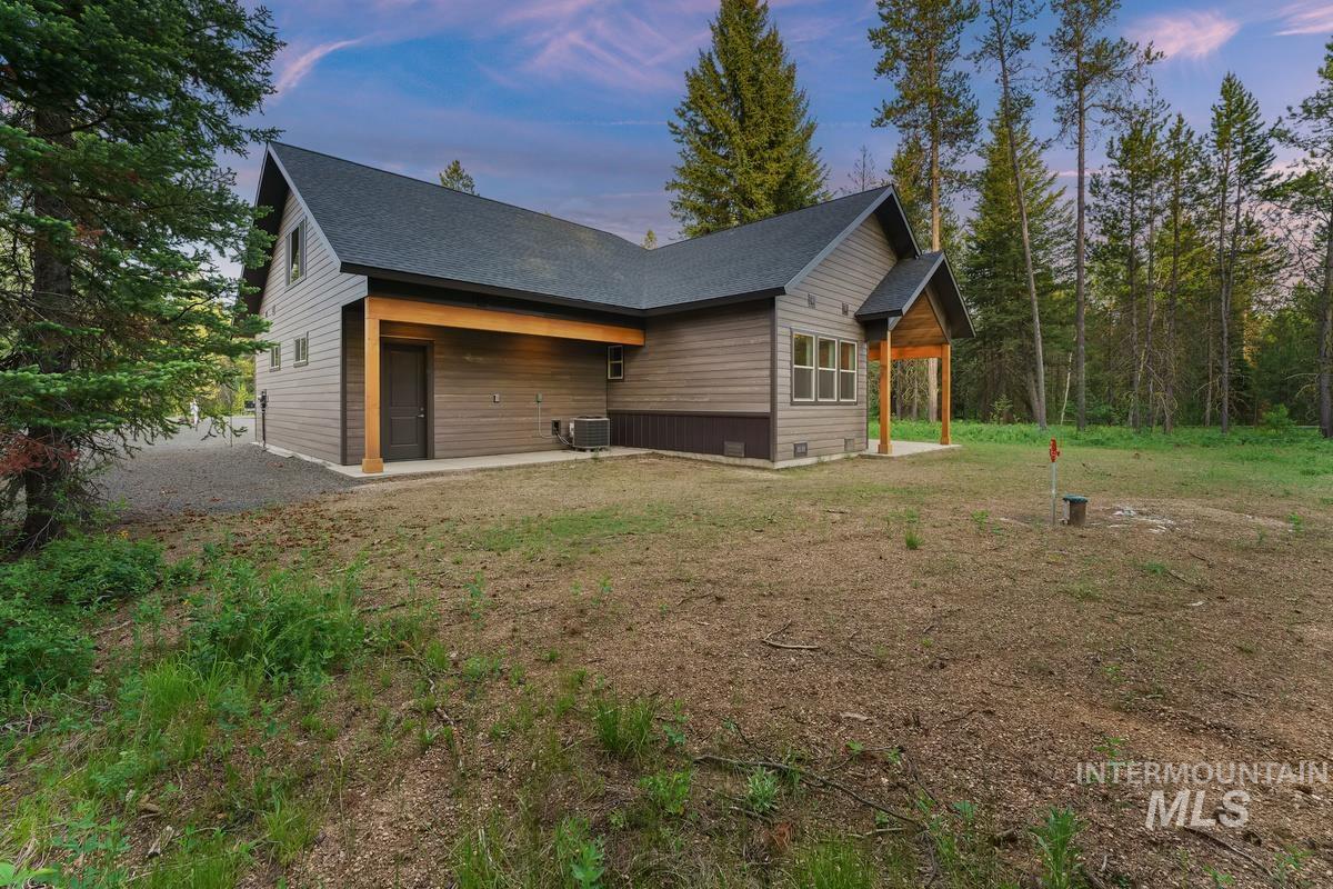 136 Jacks Loop, Donnelly, Idaho 83615, 2 Bedrooms, 2.5 Bathrooms, Residential For Sale, Price $749,000,MLS 98969516