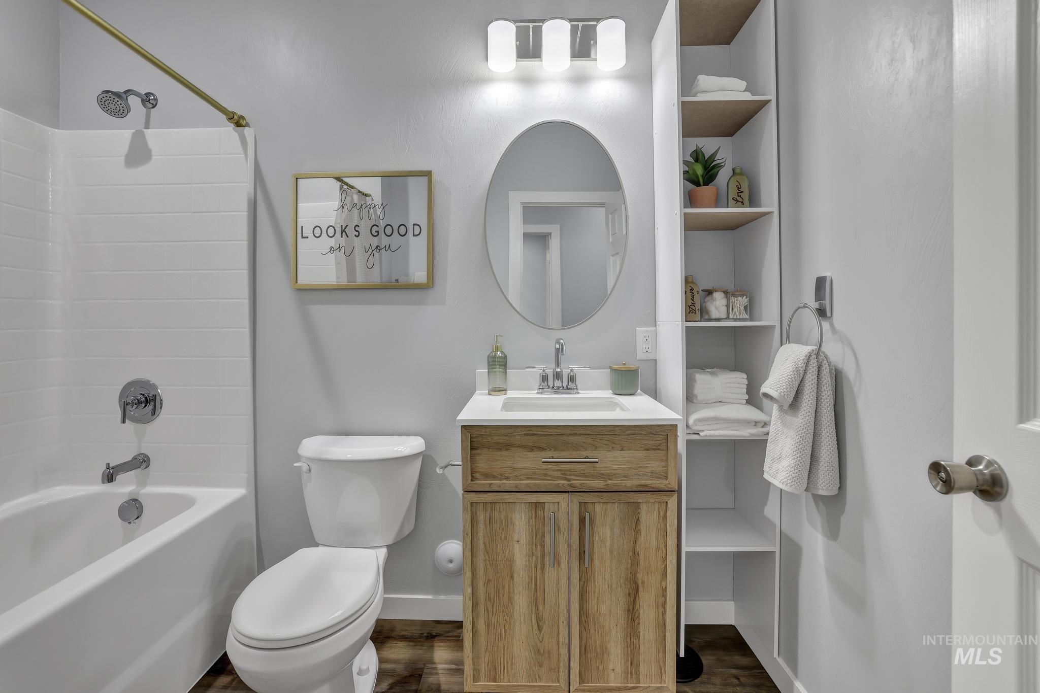 811 4th Avenue West, Twin Falls, Idaho 83301, 3 Bedrooms, 2 Bathrooms, Residential For Sale, Price $360,000,MLS 98969519