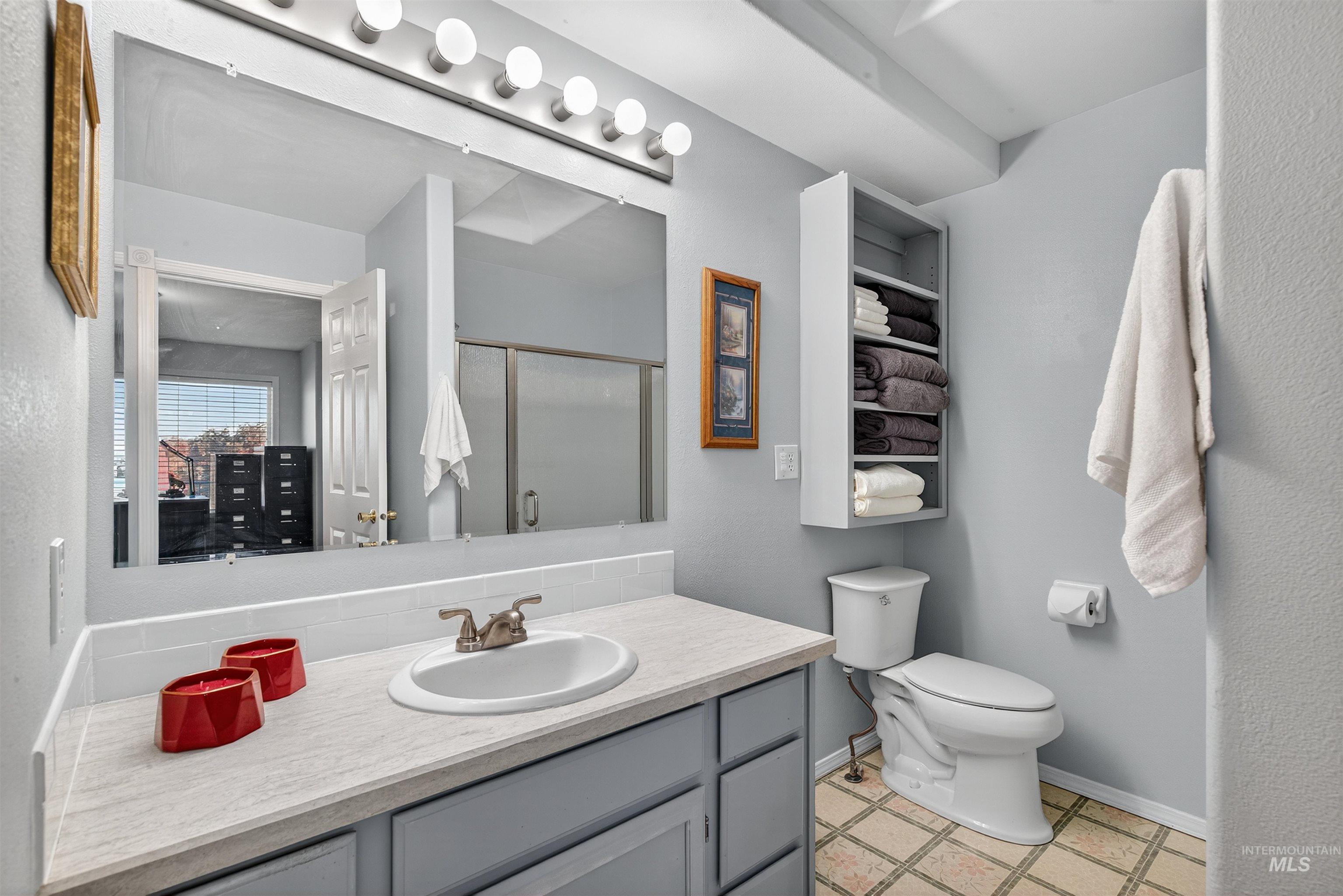 530 Valley Vista Blvd, Lewiston, Idaho 83501, 3 Bedrooms, 3 Bathrooms, Residential For Sale, Price $375,000,MLS 98969525