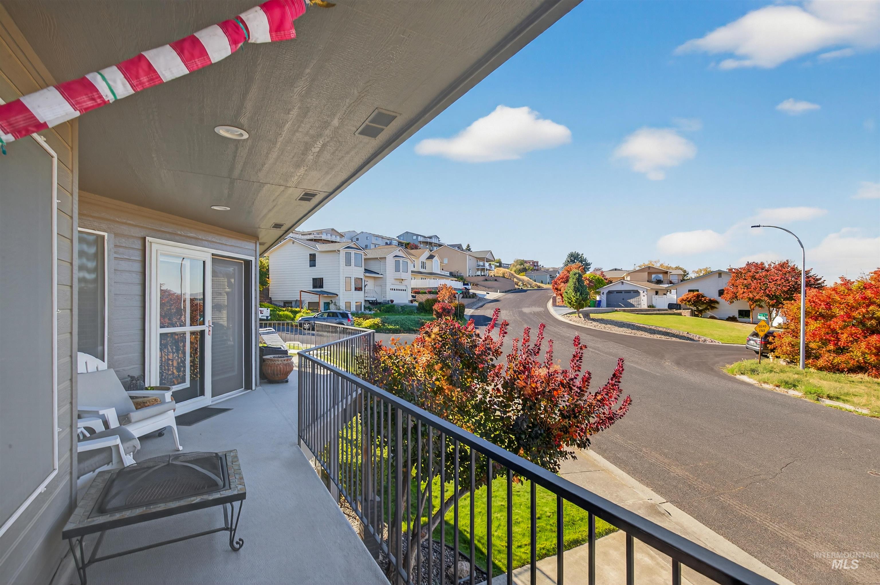 530 Valley Vista Blvd, Lewiston, Idaho 83501, 3 Bedrooms, 3 Bathrooms, Residential For Sale, Price $375,000,MLS 98969525