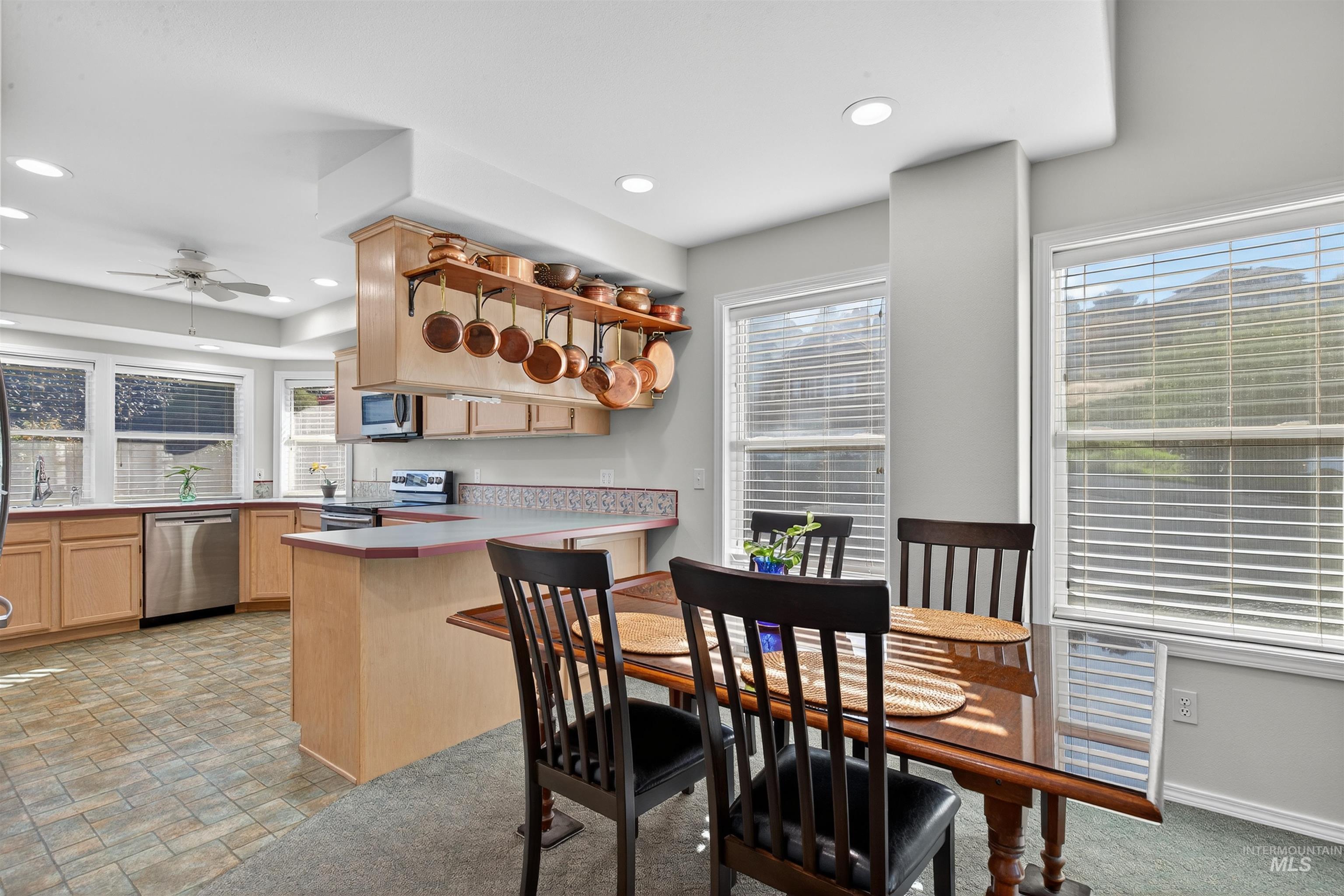 530 Valley Vista Blvd, Lewiston, Idaho 83501, 3 Bedrooms, 3 Bathrooms, Residential For Sale, Price $375,000,MLS 98969525