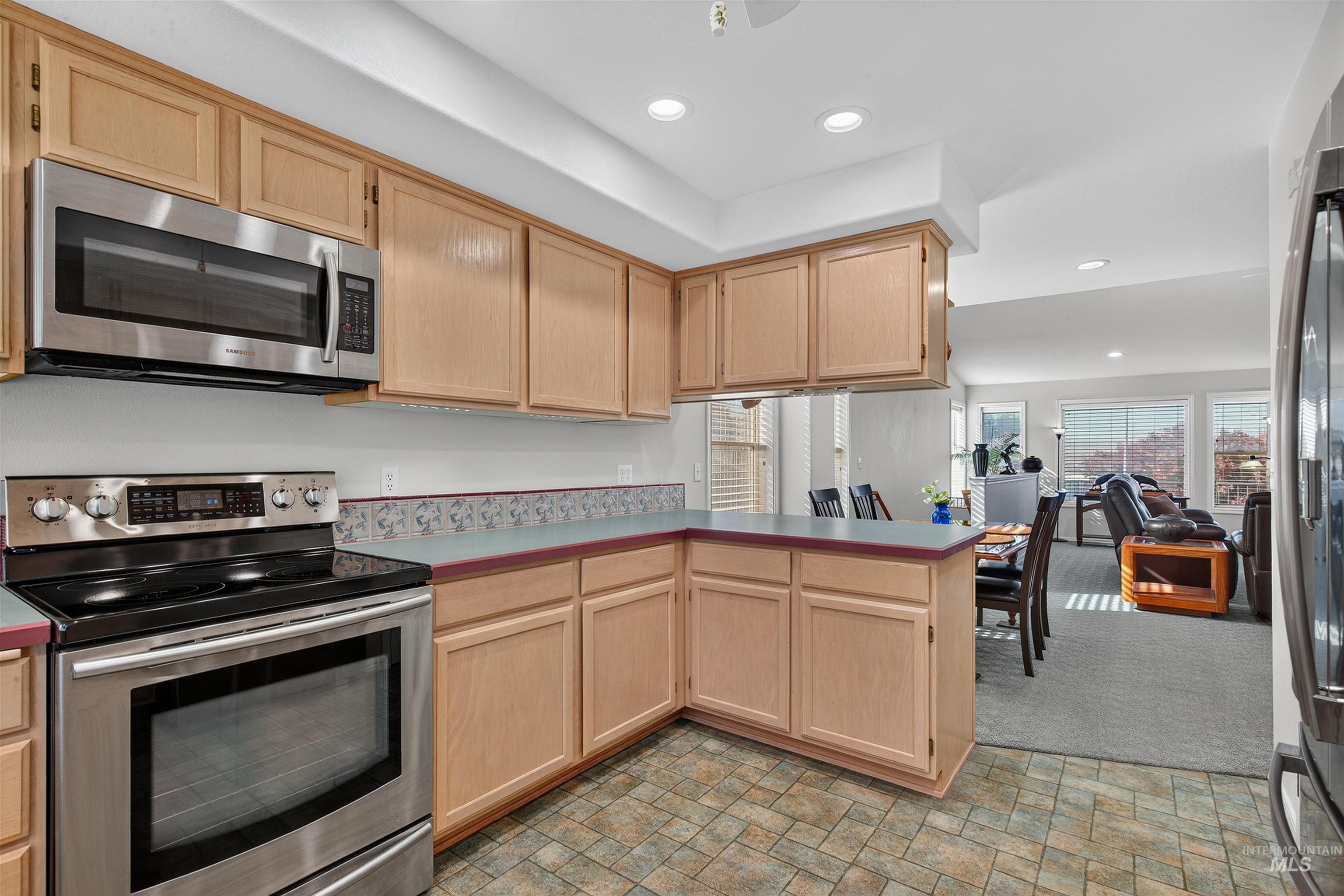 530 Valley Vista Blvd, Lewiston, Idaho 83501, 3 Bedrooms, 3 Bathrooms, Residential For Sale, Price $375,000,MLS 98969525