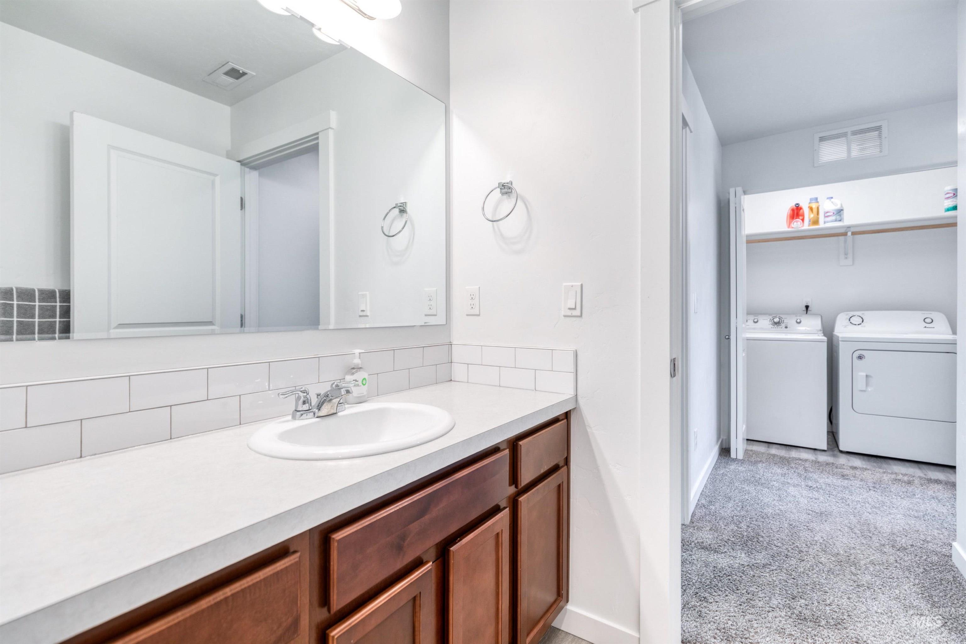 5709 E Bollo Street, Nampa, Idaho 83687-7616, 3 Bedrooms, 2.5 Bathrooms, Residential For Sale, Price $325,000,MLS 98969528