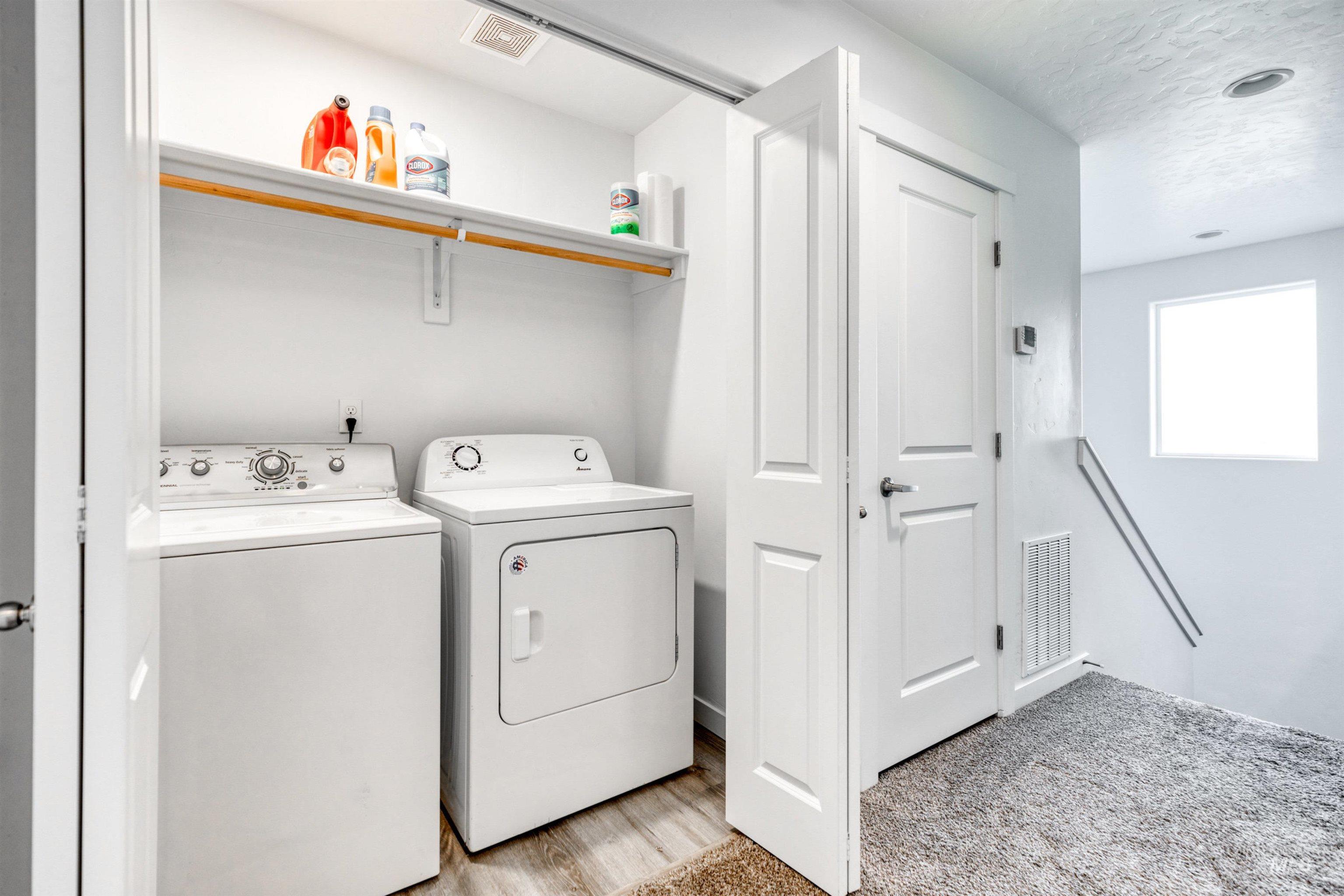 5709 E Bollo Street, Nampa, Idaho 83687-7616, 3 Bedrooms, 2.5 Bathrooms, Residential For Sale, Price $325,000,MLS 98969528