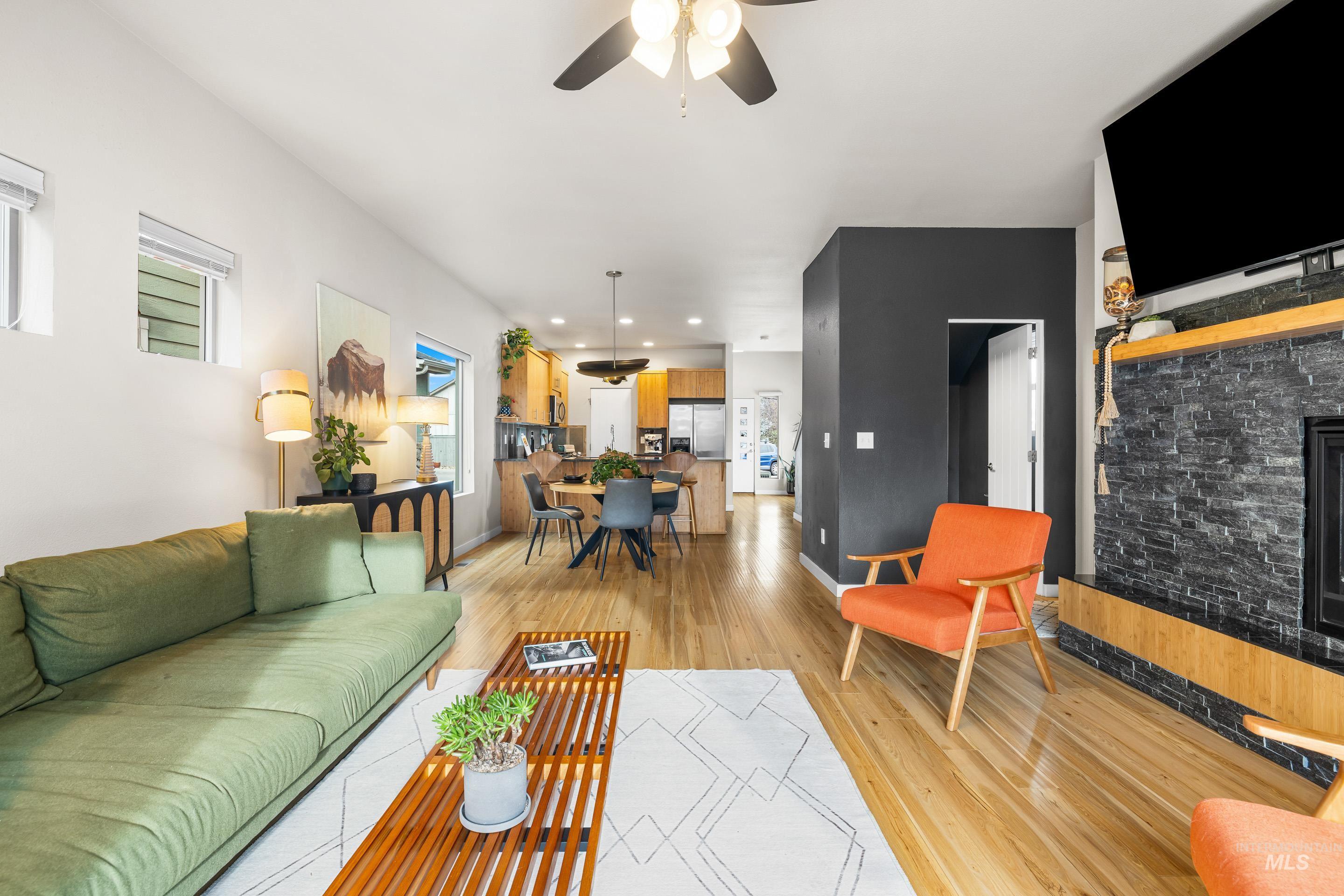 2130 S Myers Pl, Boise, Idaho 83706, 3 Bedrooms, 2.5 Bathrooms, Residential For Sale, Price $595,000,MLS 98969529