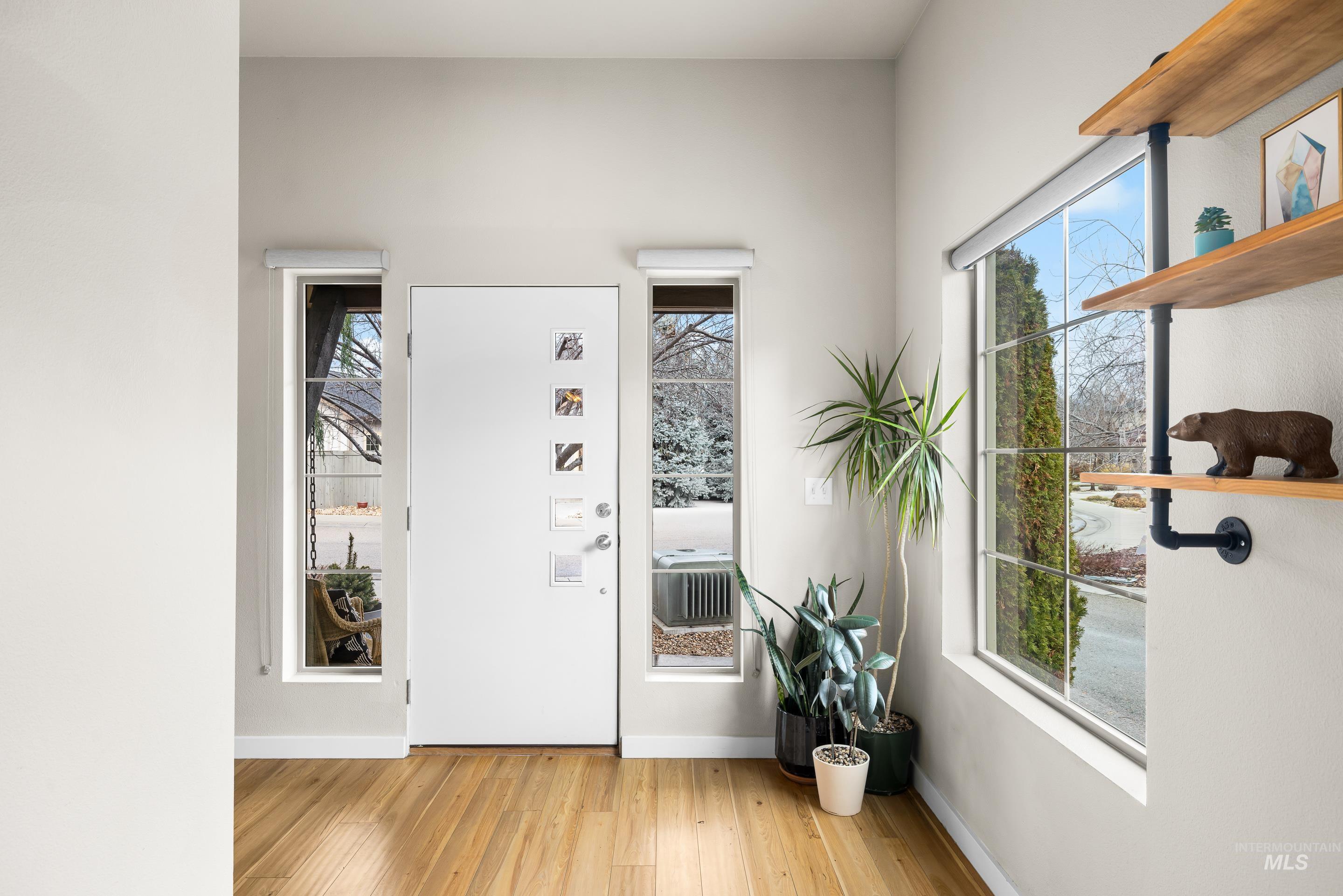 2130 S Myers Pl, Boise, Idaho 83706, 3 Bedrooms, 2.5 Bathrooms, Residential For Sale, Price $595,000,MLS 98969529