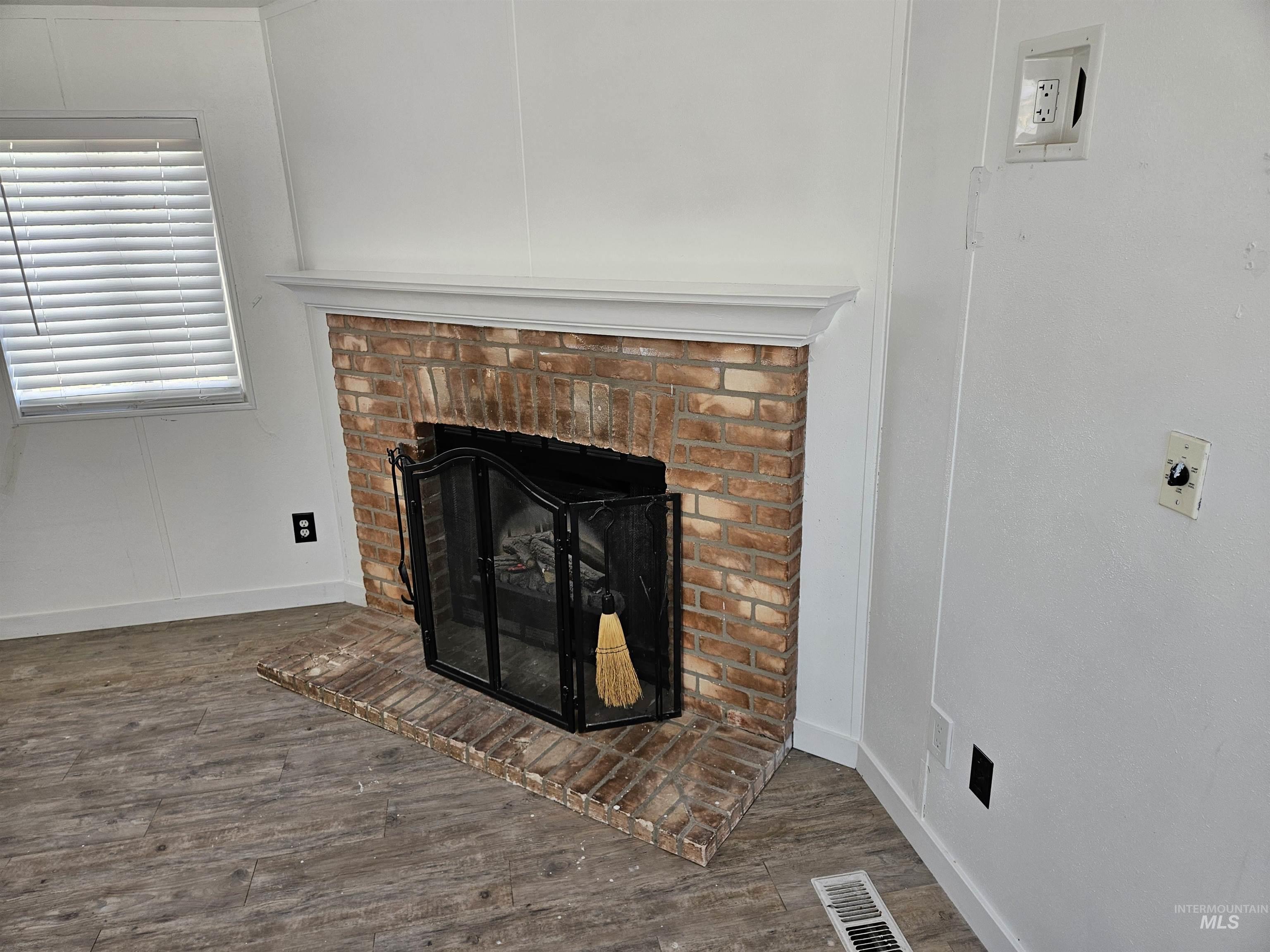 3059 Garden Pl, American Falls, Idaho 83211-5422, 3 Bedrooms, 2 Bathrooms, Residential For Sale, Price $238,888, 98969537