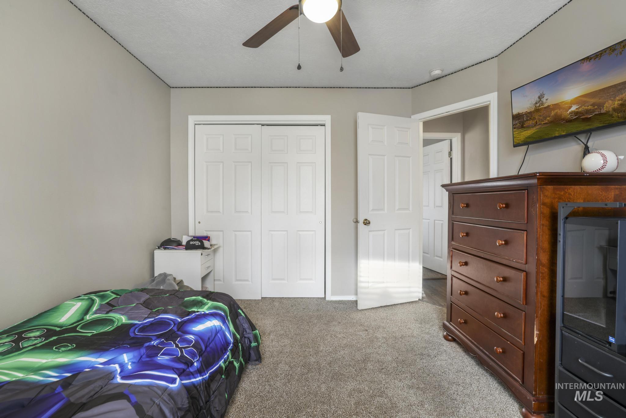 321 Cedarpark Cir, Twin Falls, Idaho 83301, 4 Bedrooms, 3 Bathrooms, Residential For Sale, Price $429,000,MLS 98969542