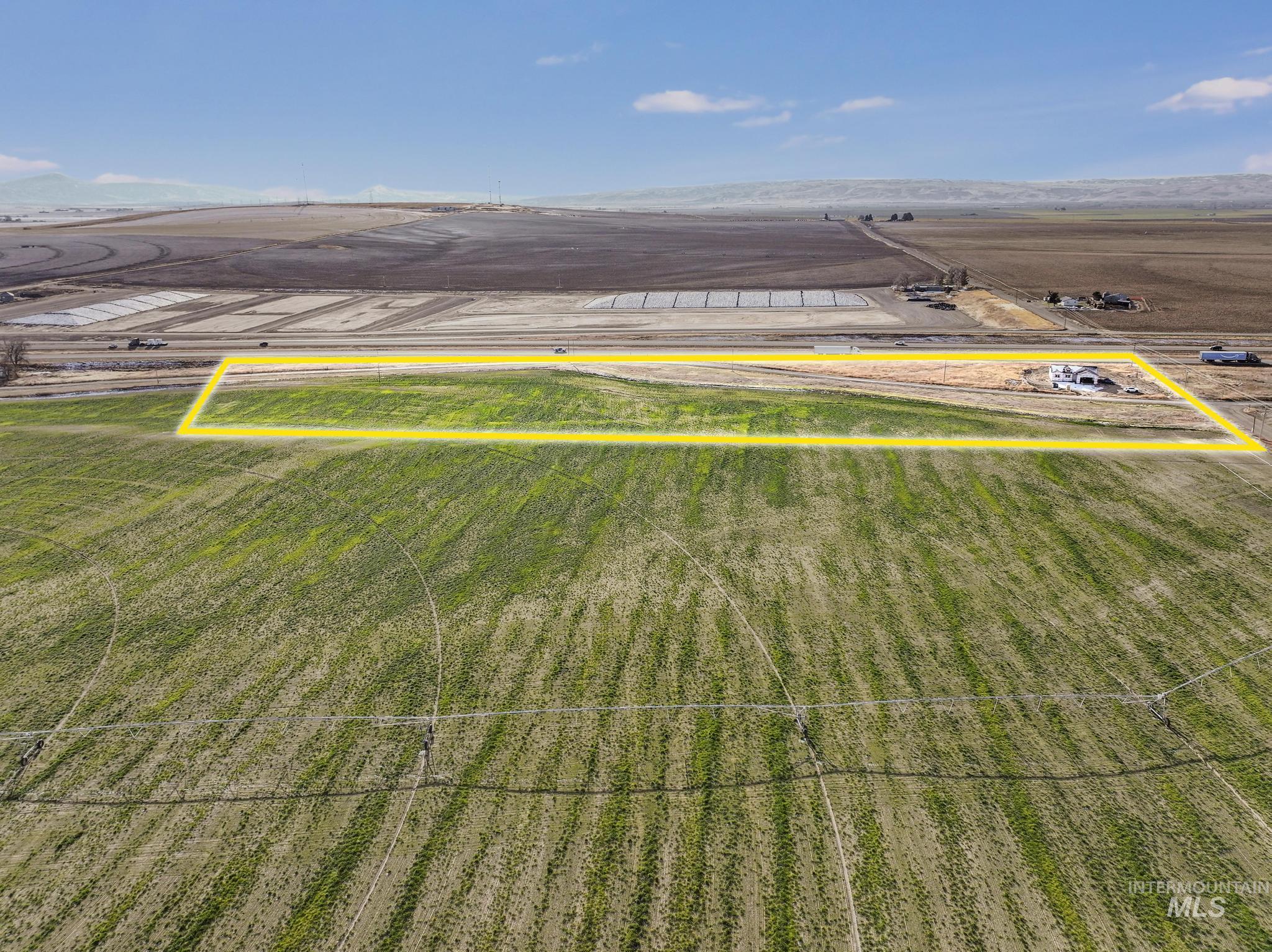 2101 E 990 S, Hazelton, Idaho 83335, 3 Bedrooms, 2 Bathrooms, Residential For Sale, Price $435,000,MLS 98969547